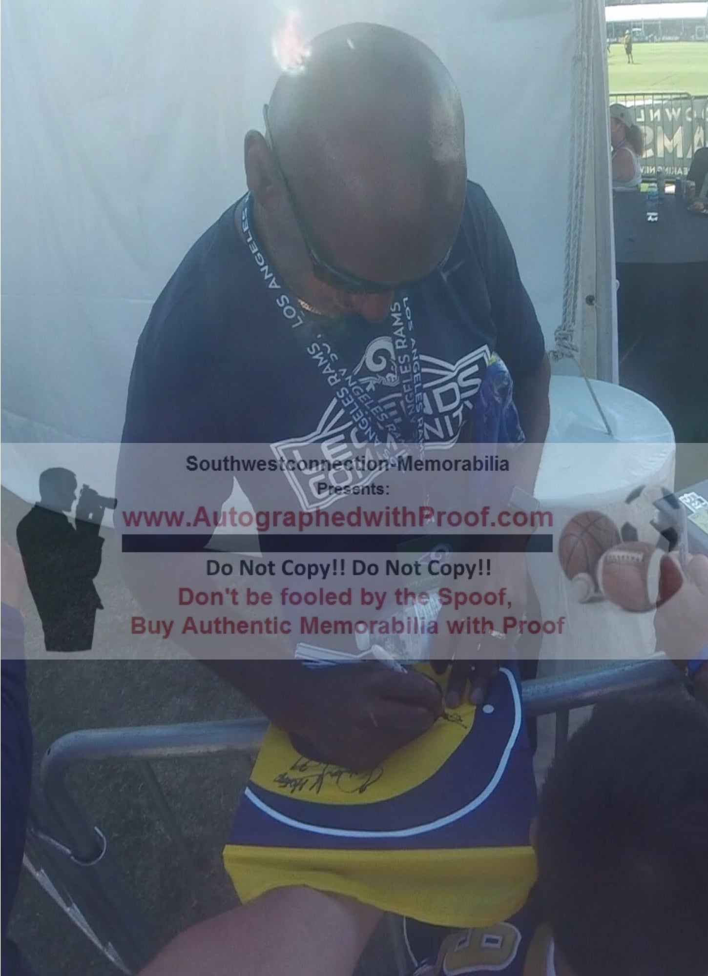 La Rams Autograph – Beckett BAS.