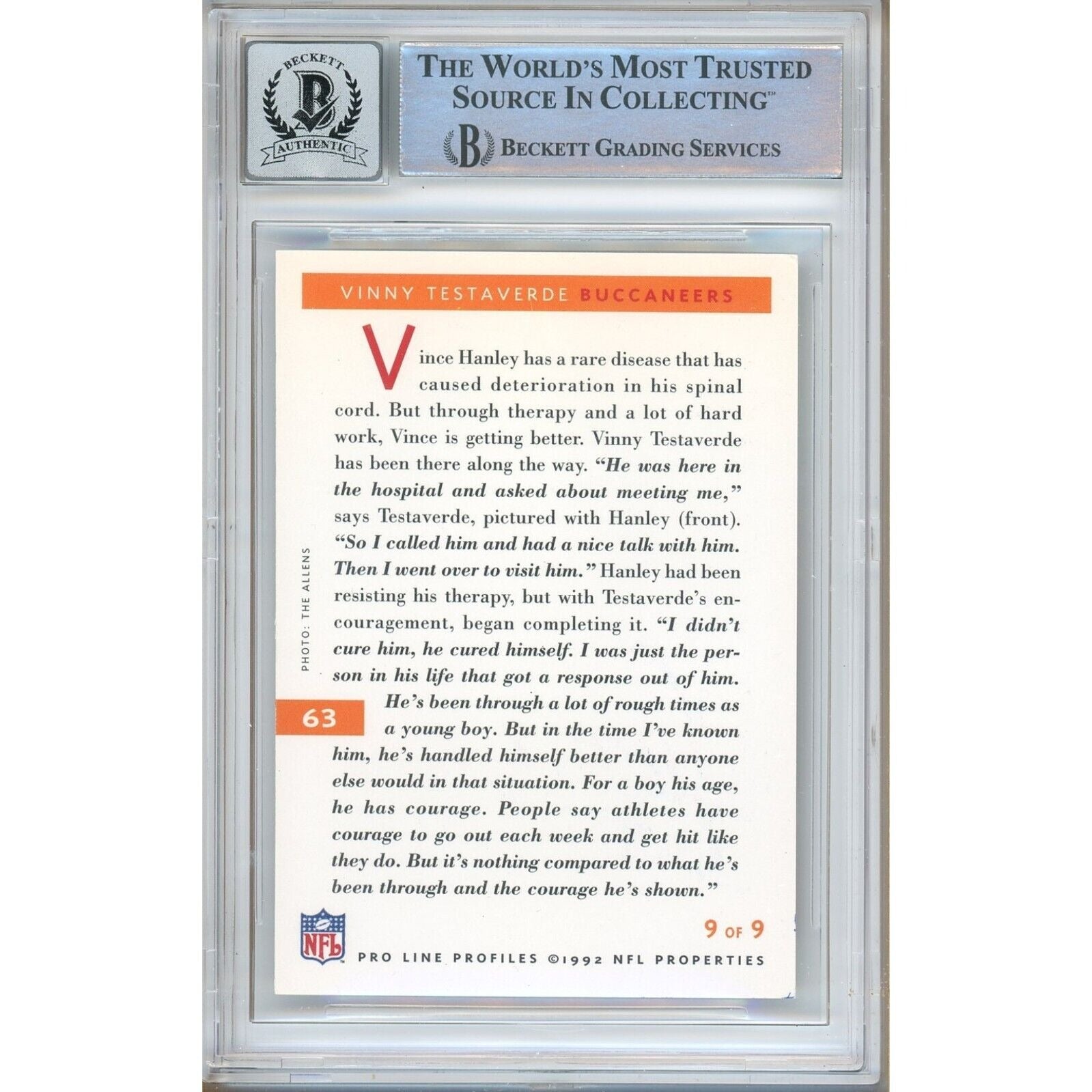 Vinny Testaverde Buccaneers signed trading card – signature close-up – Beckett COA