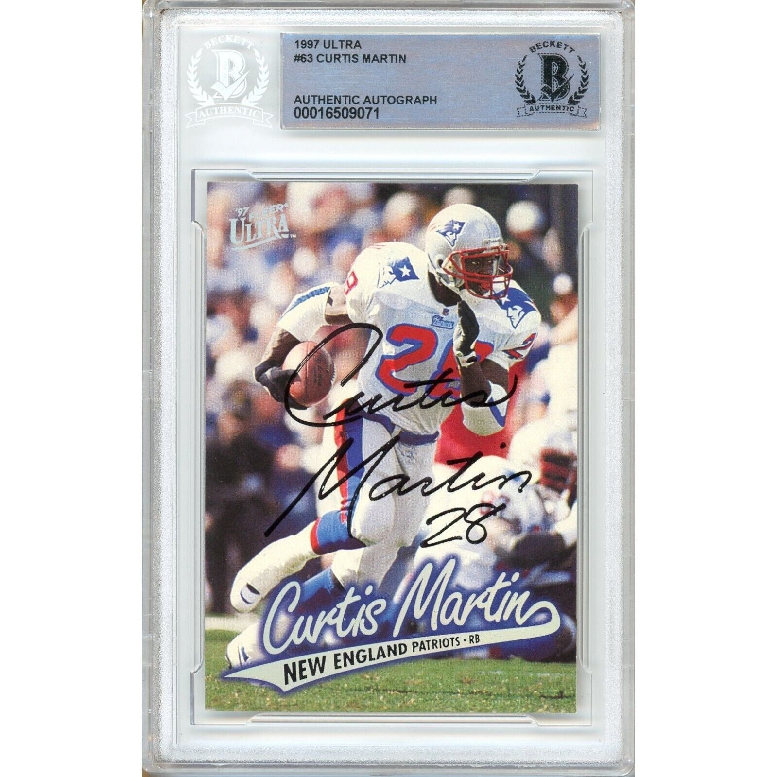 1997 Fleer #63 Curtis Martin New England Patriots Autographed Trading Card – Beckett BAS
