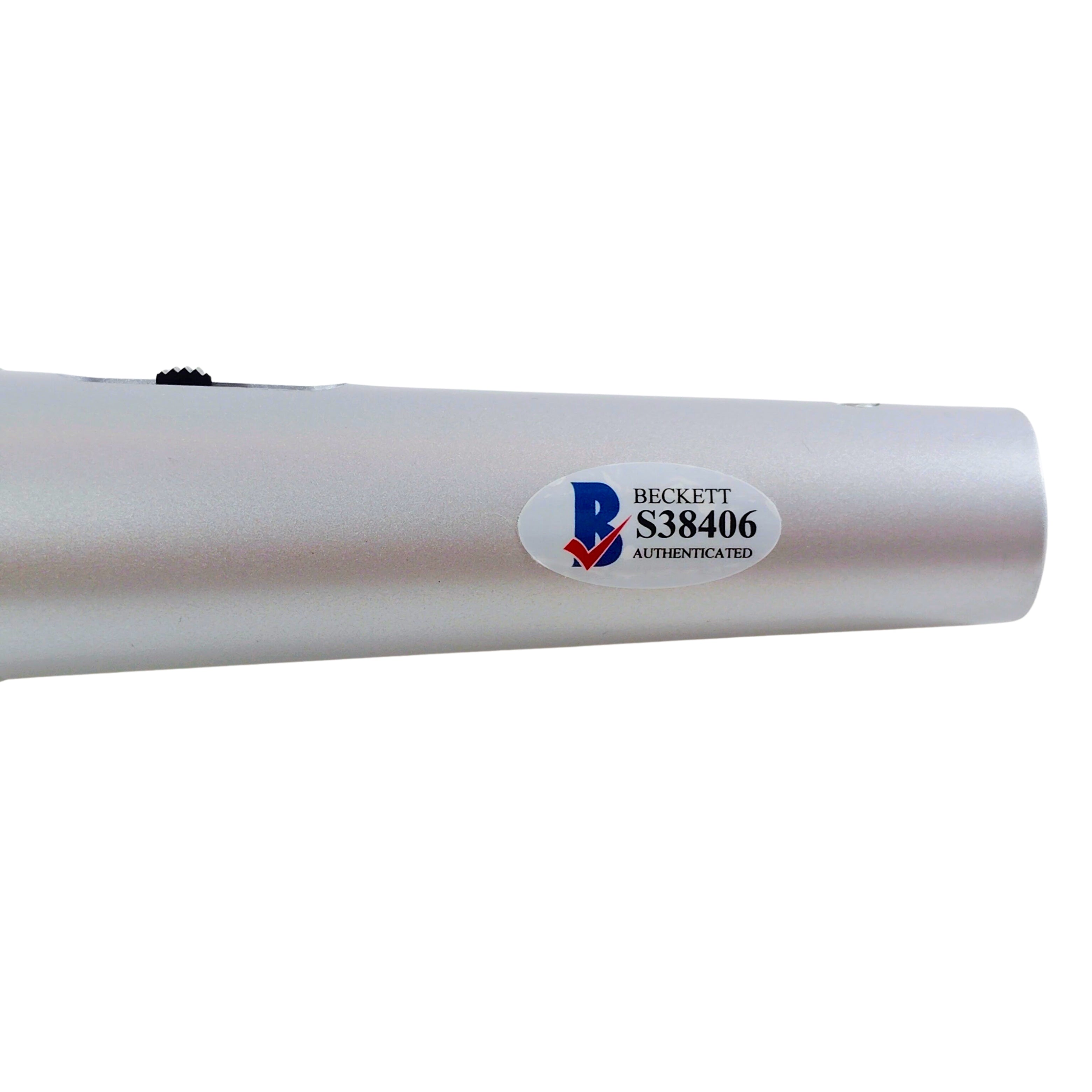 Morgan Evans autographed photo – full view – Beckett COA