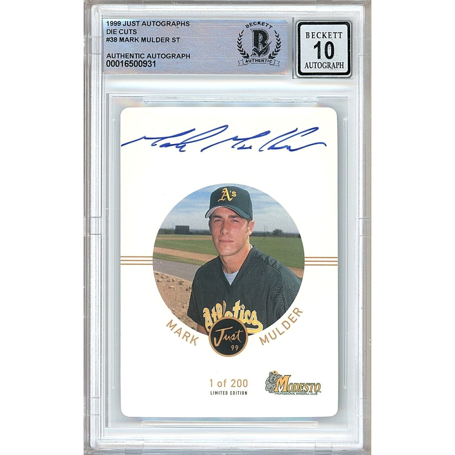 Mark Mulder Oakland Athletics autographed trading card – full view – Beckett COA