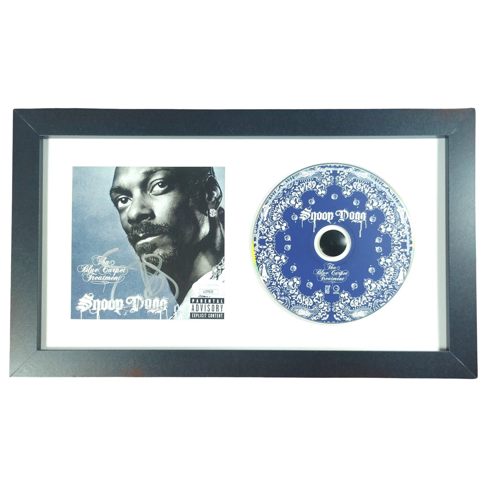 Snoop Dogg autographed photo – full view – JSA COA