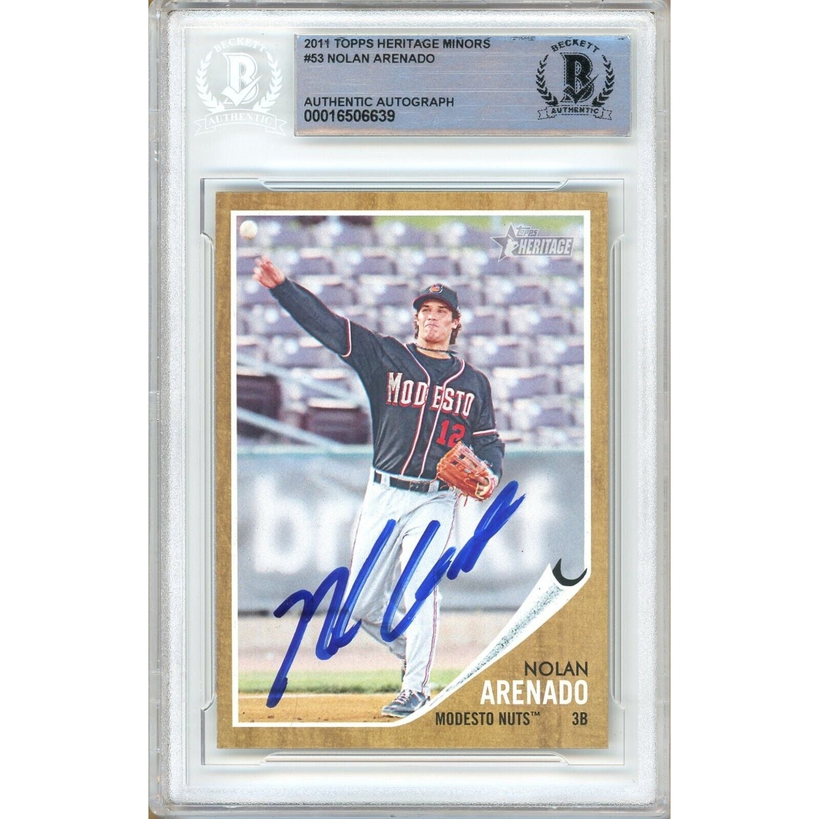 Nolan Arenado autographed trading card – full view – Beckett COA