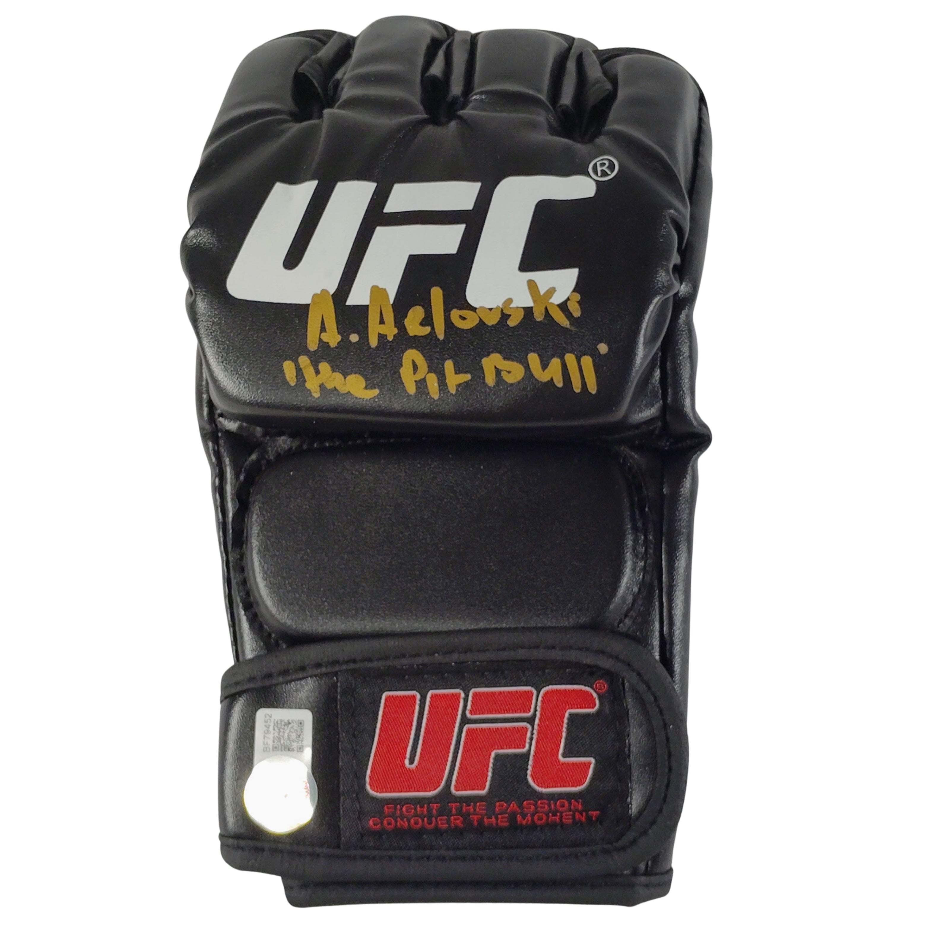 Andrei Arlovski Autographed Glove – Beckett BAS
