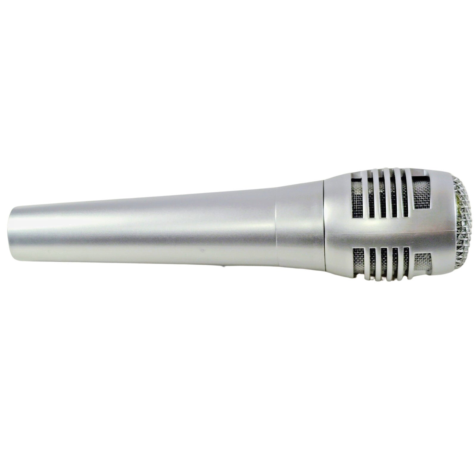 Damian Priest Autograph Microphone – Beckett BAS