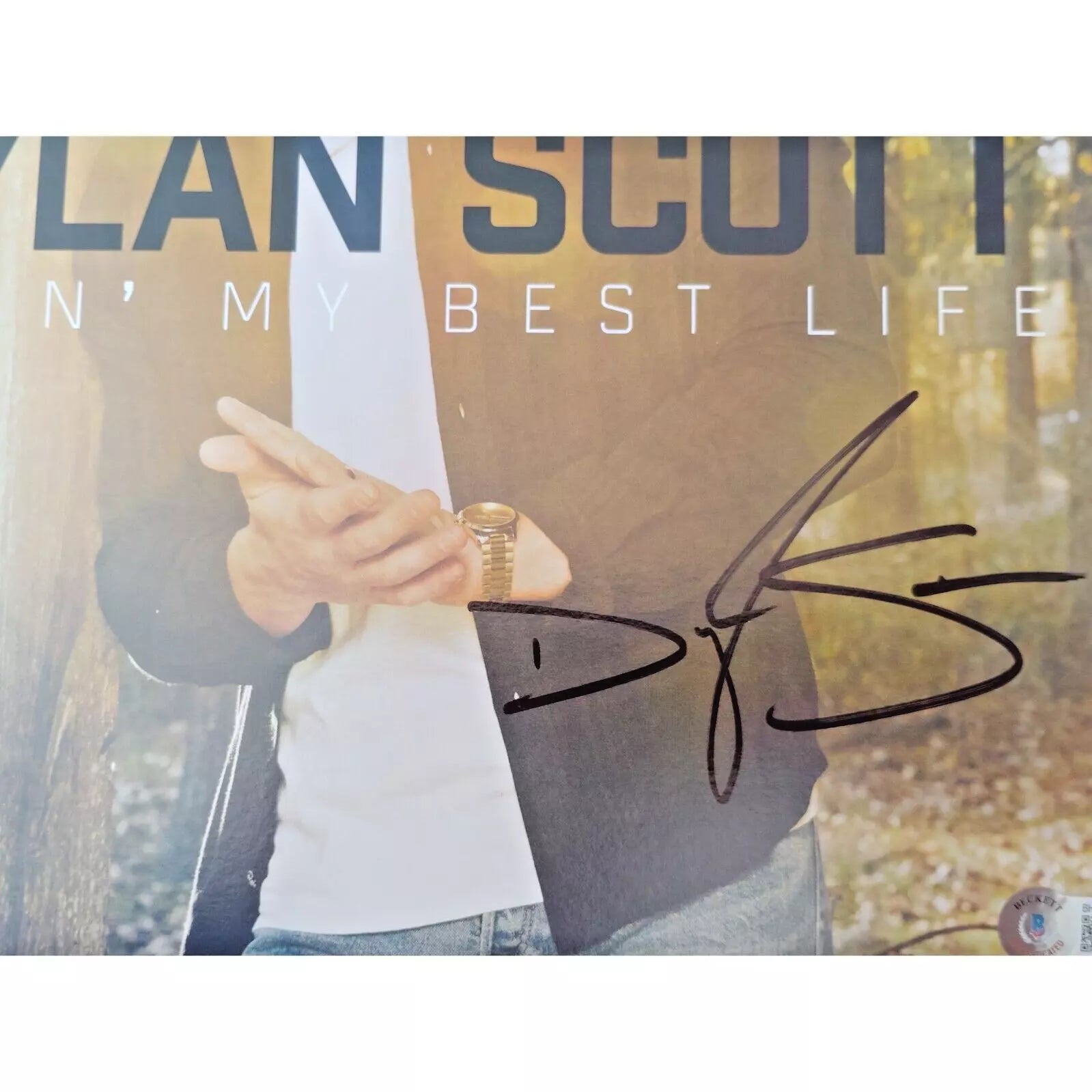 Dylan Scott auto microphone – authentication sticker – Beckett COA