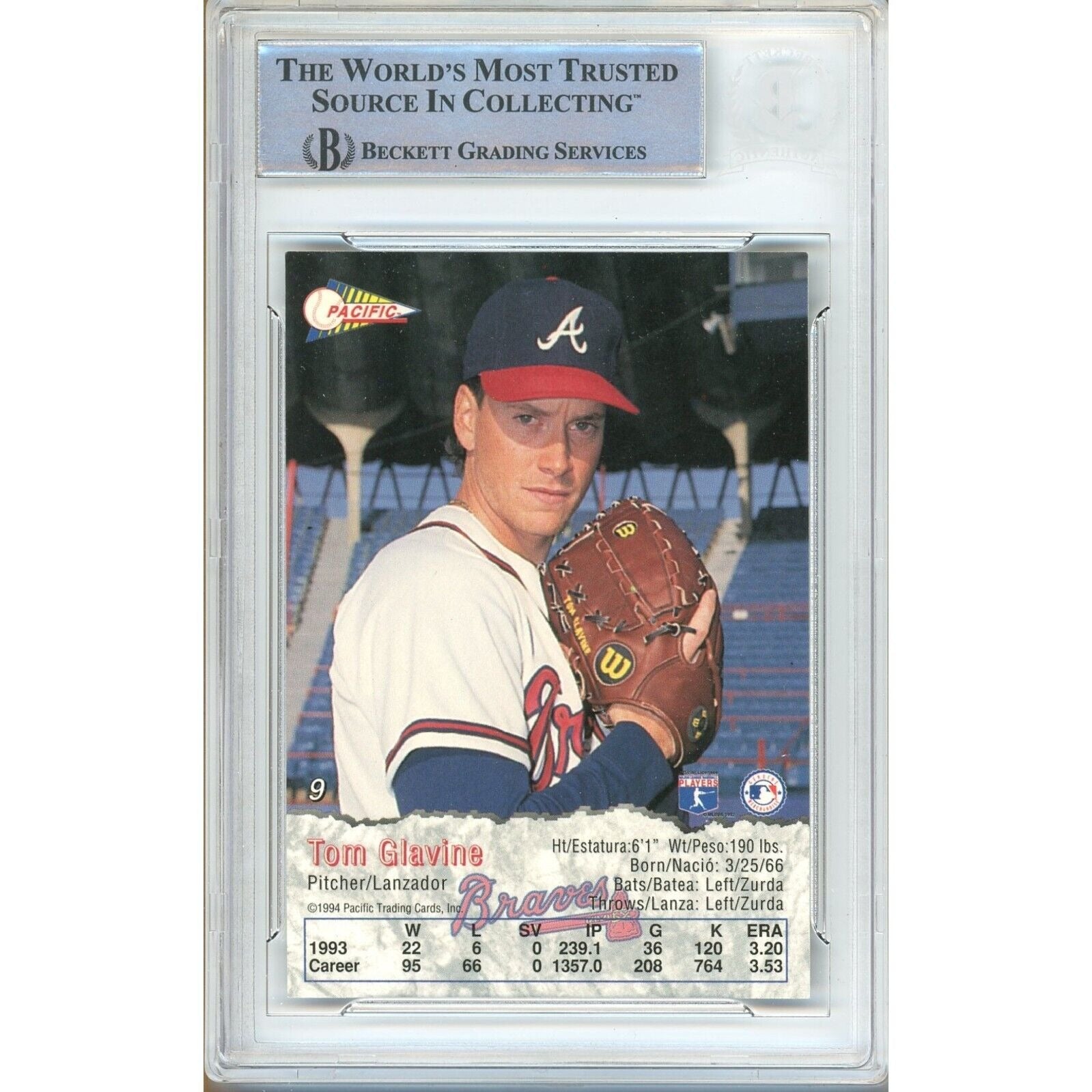 Tom Glavine Atlanta Braves signed trading card – signature close-up – Beckett COA