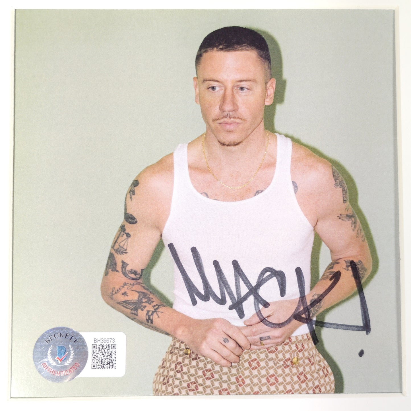 Music- Autographed- Macklemore Signed Ben CD Rap Hip Hop Album Framed Beckett Authentic Auto - 102