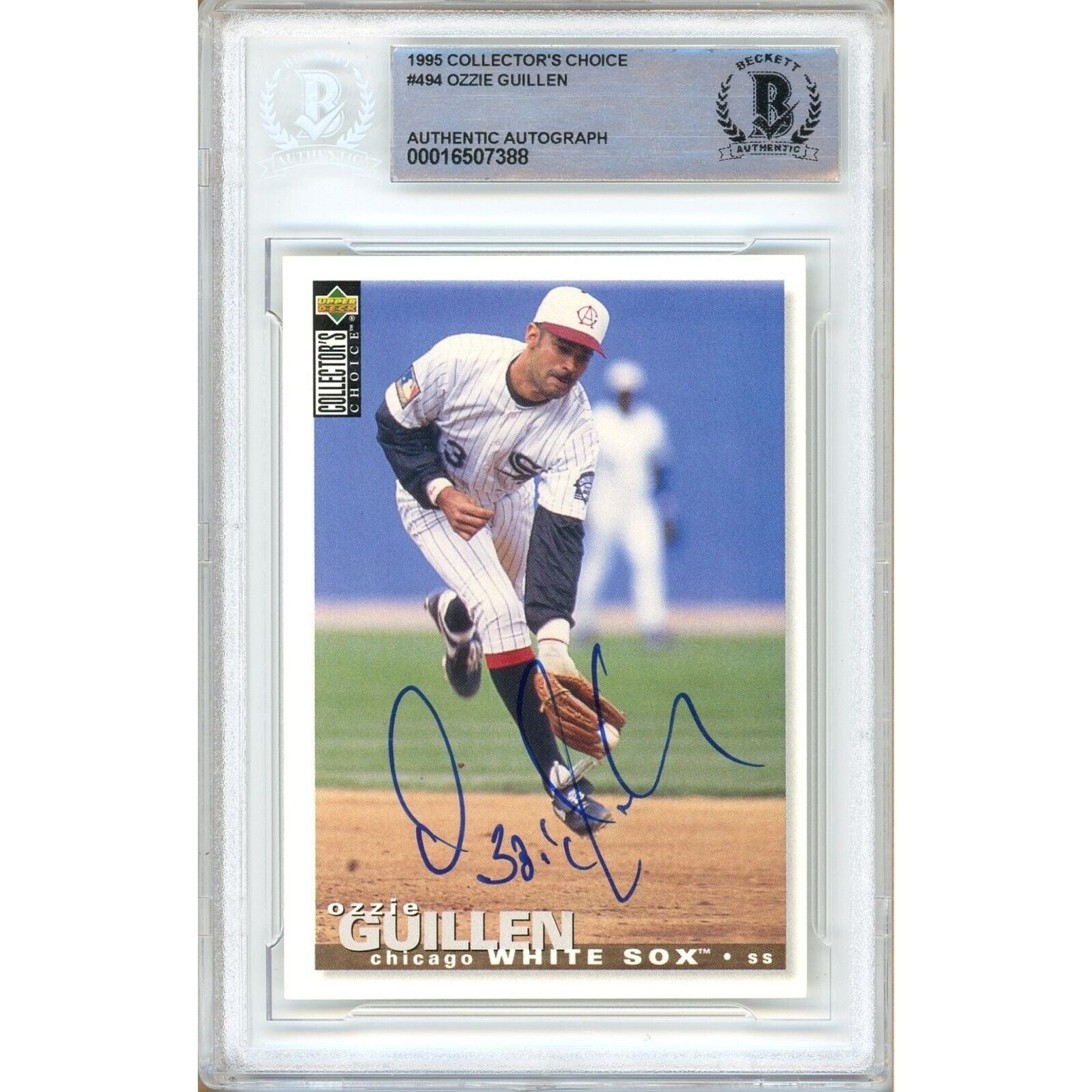 Ozzie Guillen Chicago White Sox autographed trading card – full view – Beckett COA