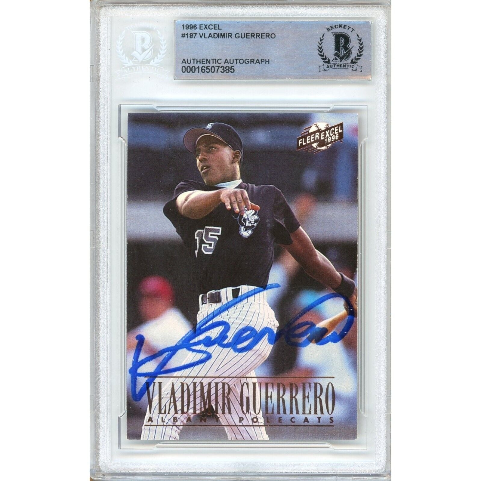 Vladimir Guerrero Montreal Expos autographed trading card – full view – Beckett COA