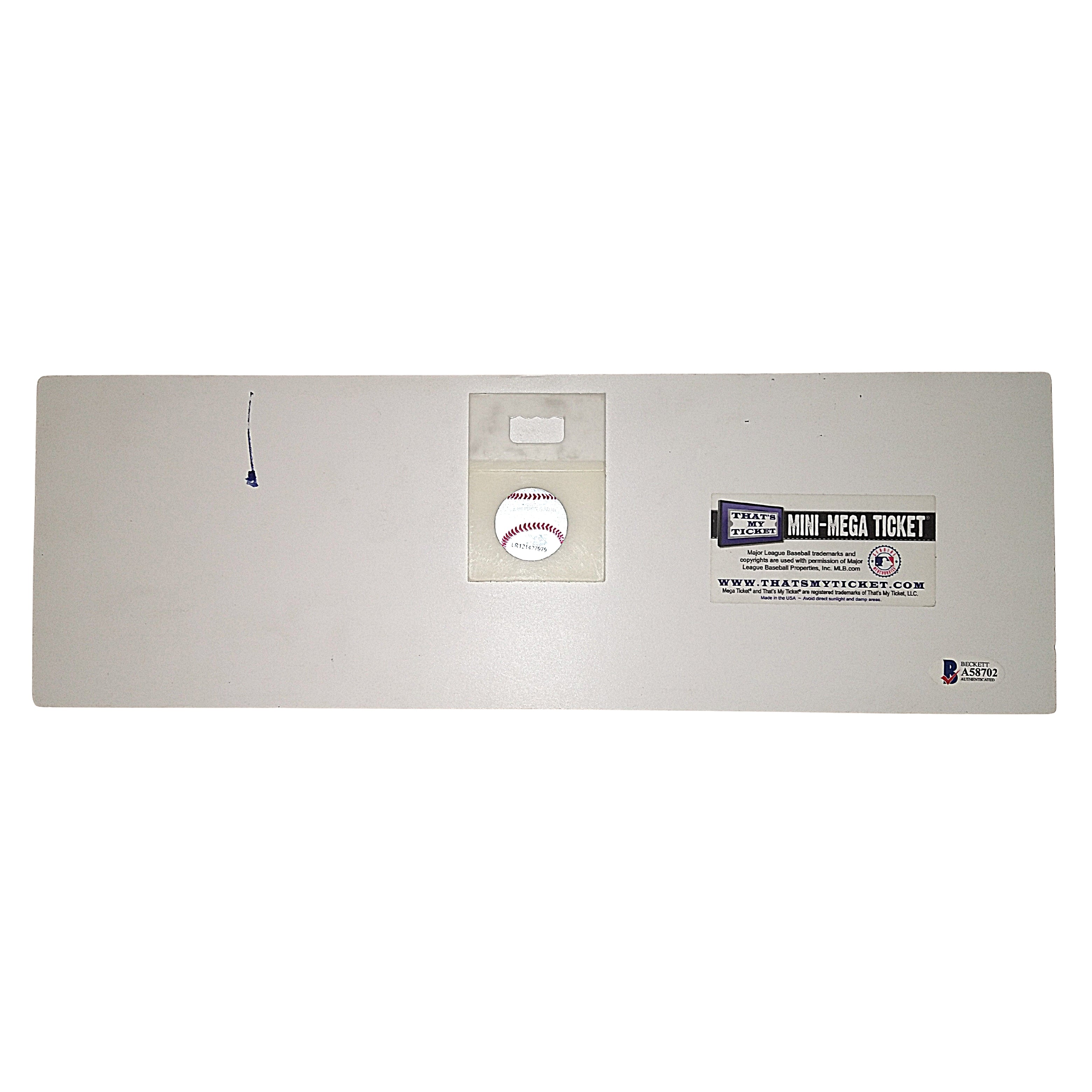 1989 Oakland Athletics signed baseball – signature close-up – Beckett COA