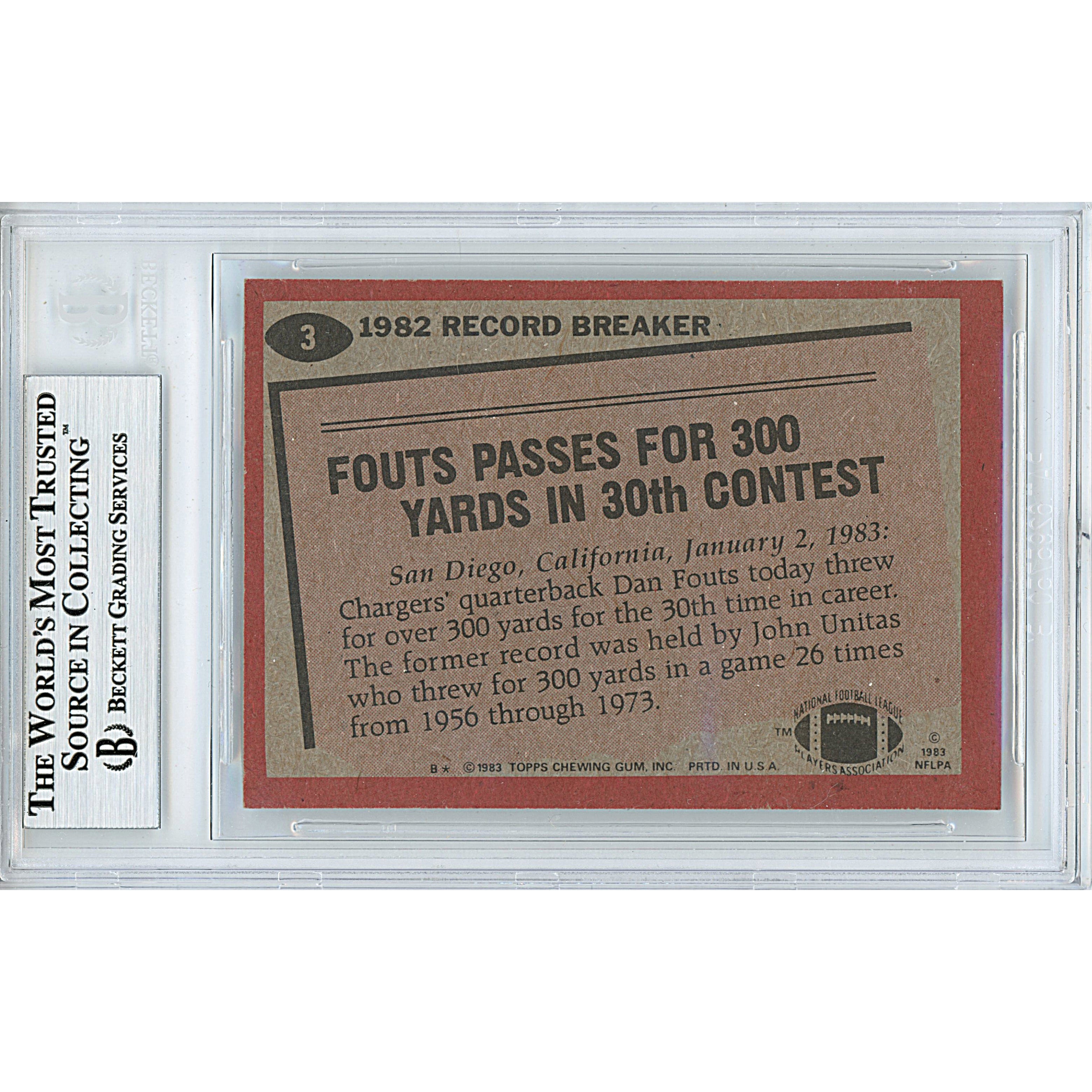 1983 Topps #14 Dan Fouts Signed Trading Card – Beckett BAS