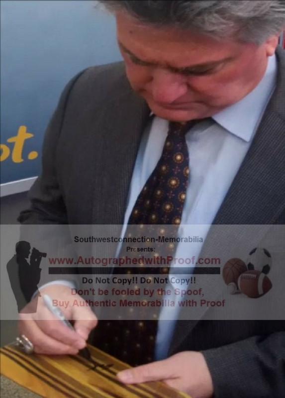 Nick Nickson signed photo – signature close-up – Beckett COA