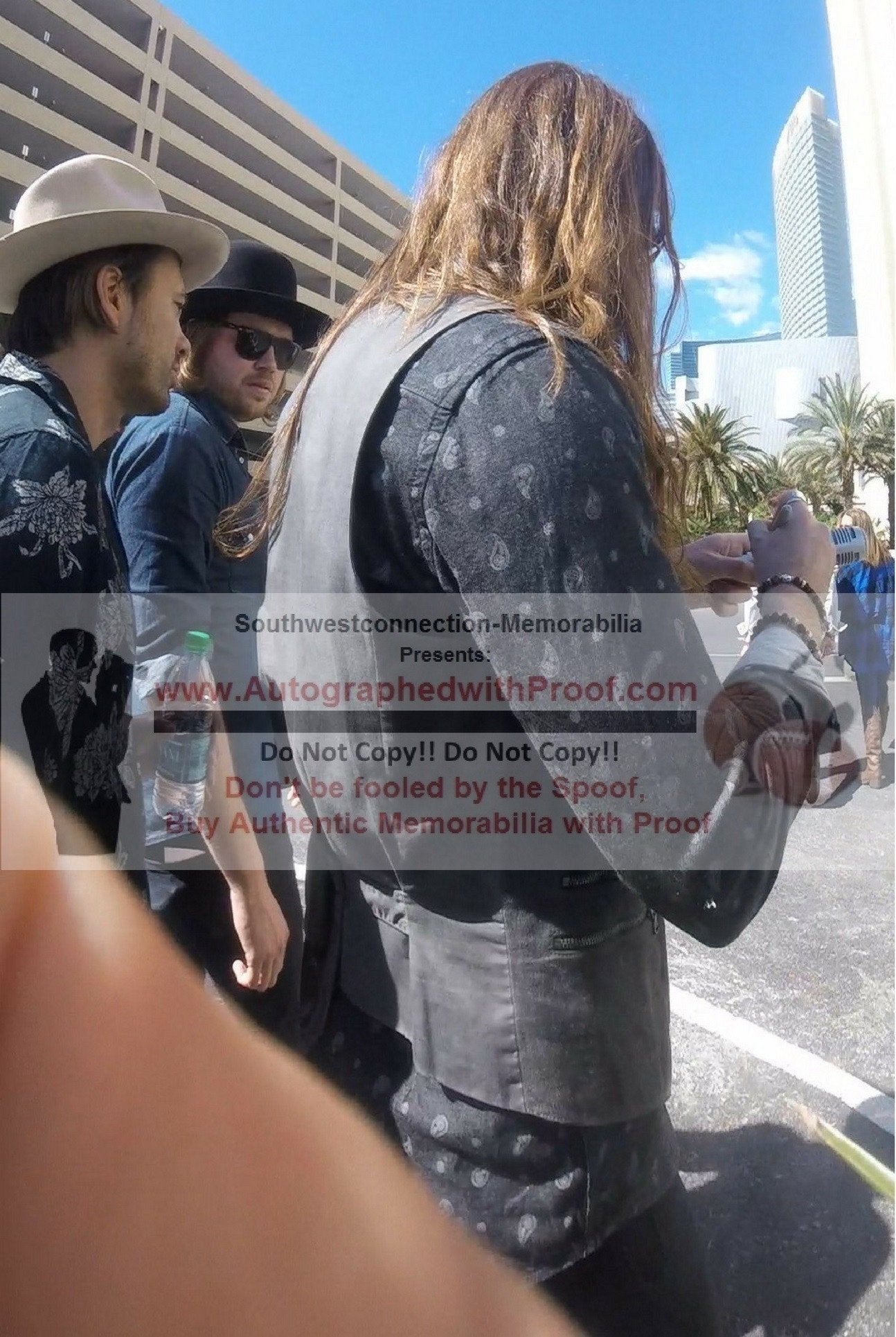 A Thousand Horses Auto Microphone – Beckett BAS