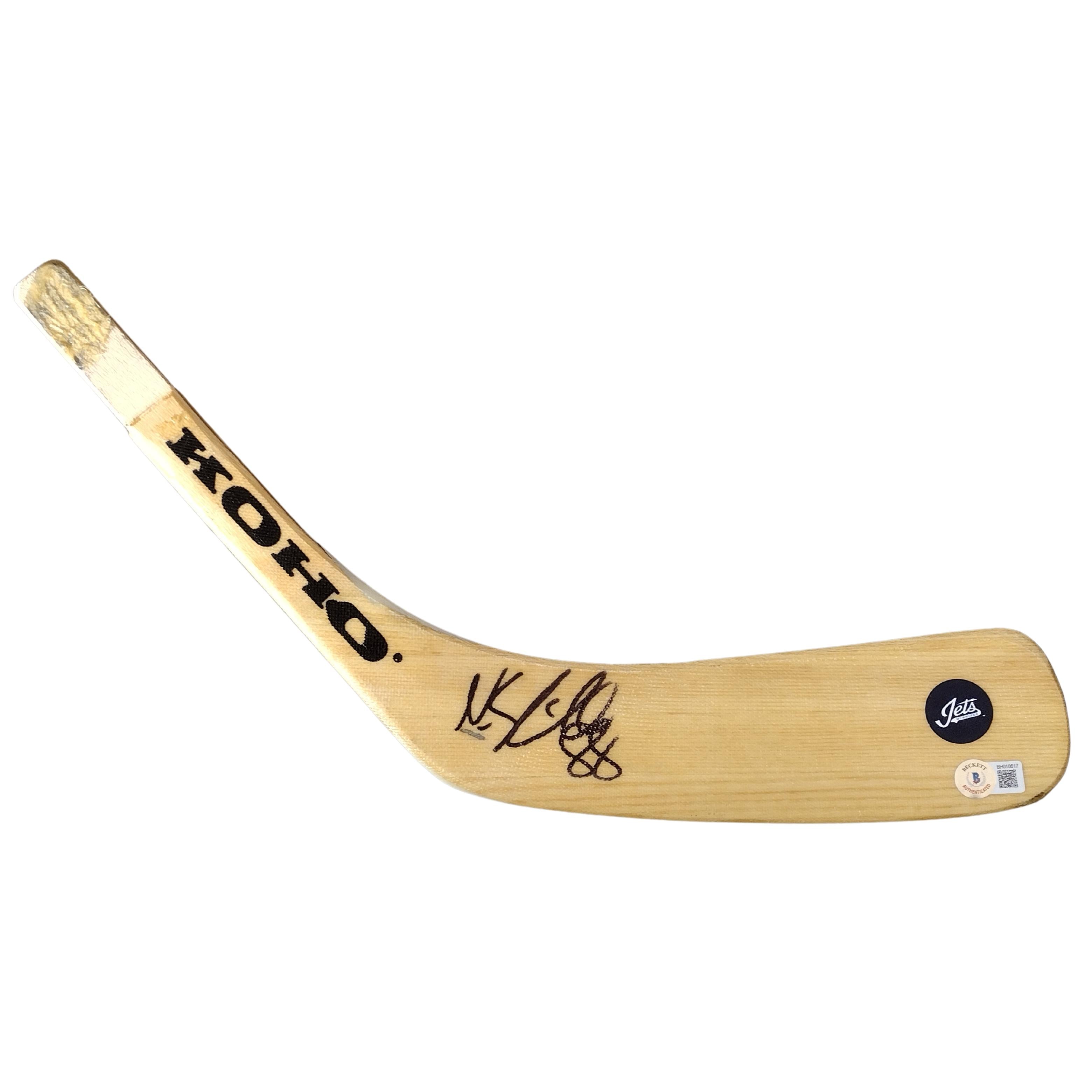 Nate Schmidt autographed memorabilia – full view – Beckett COA