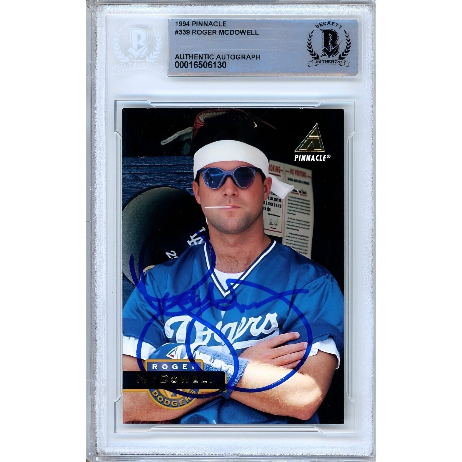 Roger McDowell Los Angeles Dodgers autographed trading card – full view – Beckett COA