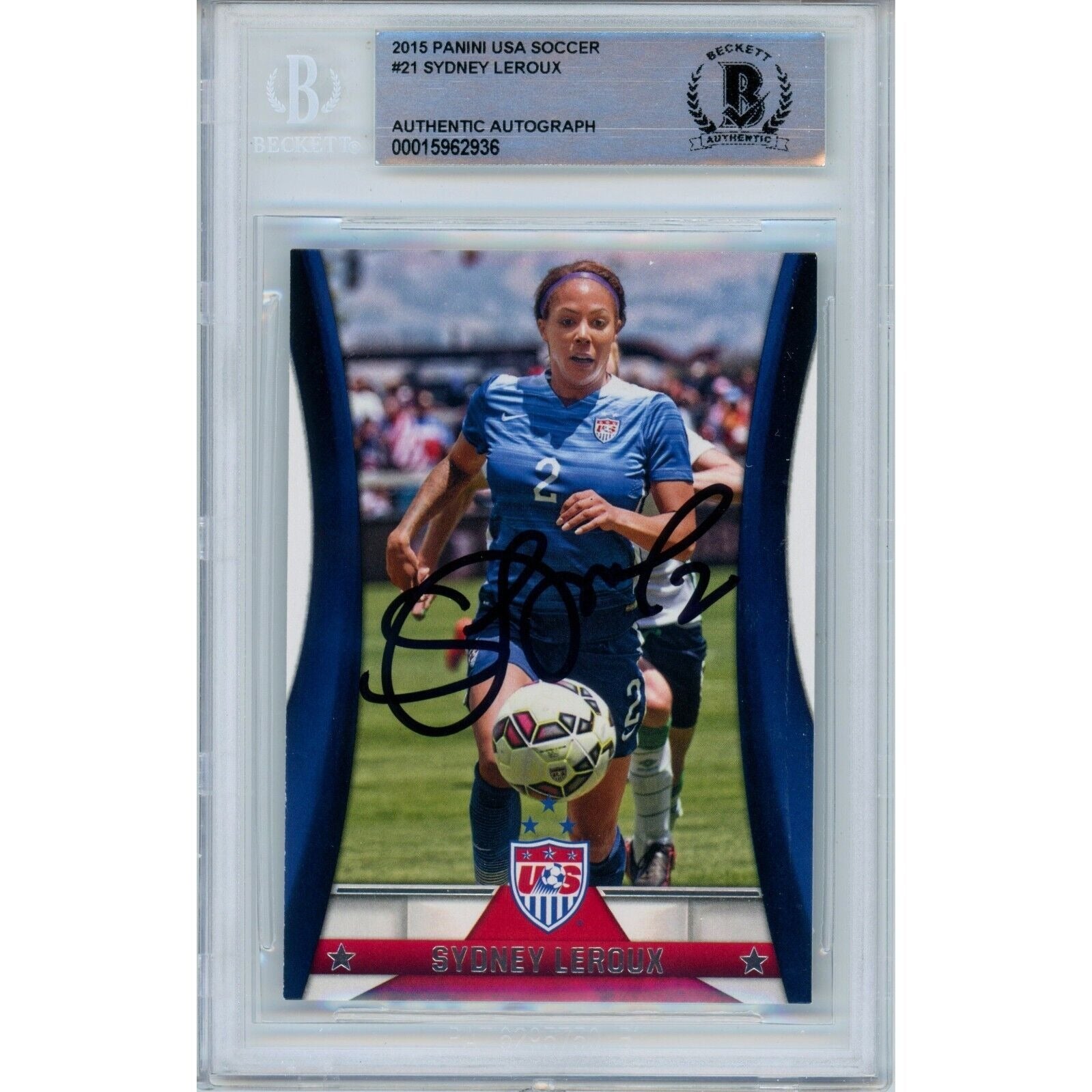 Soccer- Autographed- Sydney LeRoux USWNT Signed 2016 Panini Team USA Soccer Trading Card Beckett Authentic Auto Slab Front