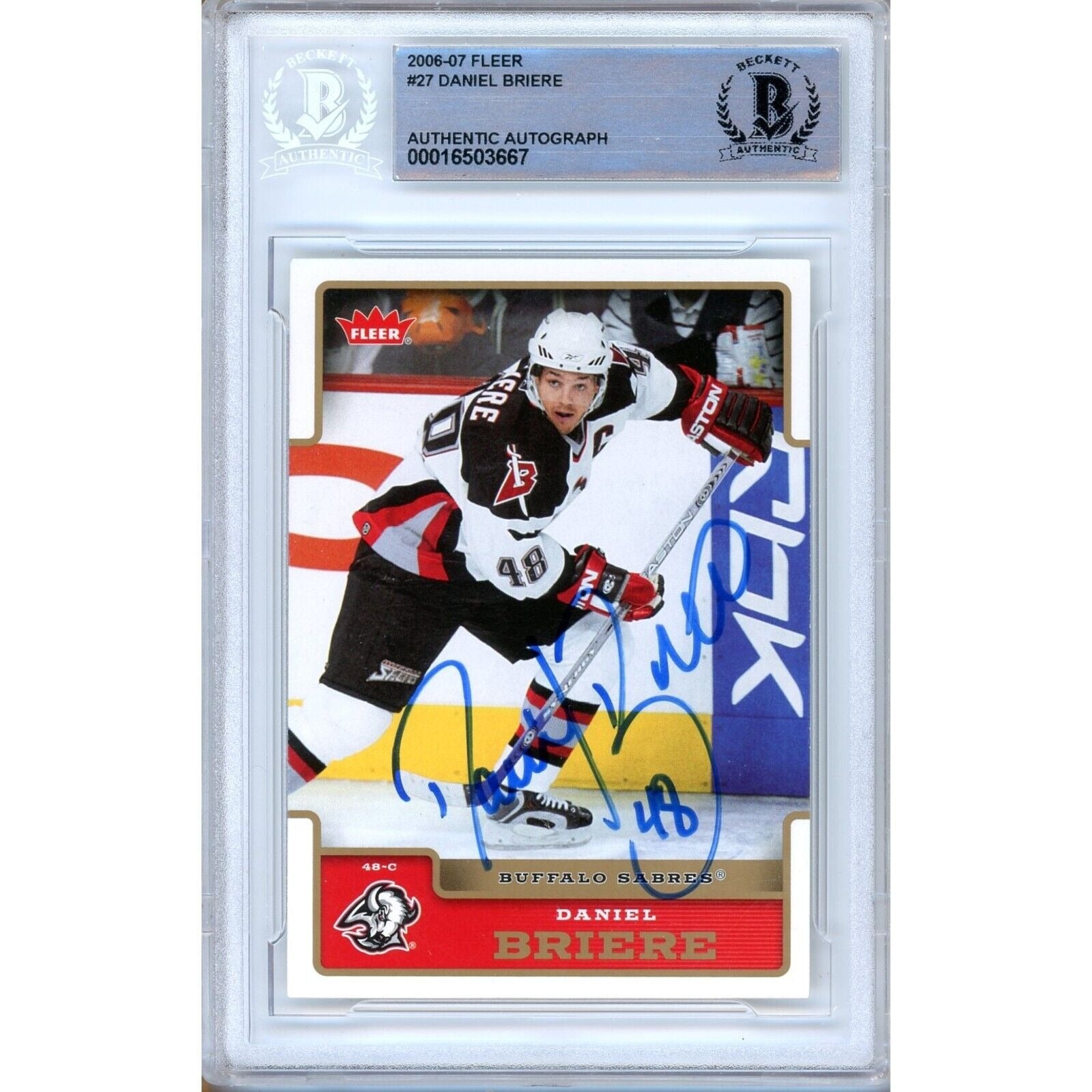 Hockey- Autographed- Daniel Briere Buffalo Sabres Signed 2006-07 Fleer Hockey Card Beckett Authentic Auto Slab Front