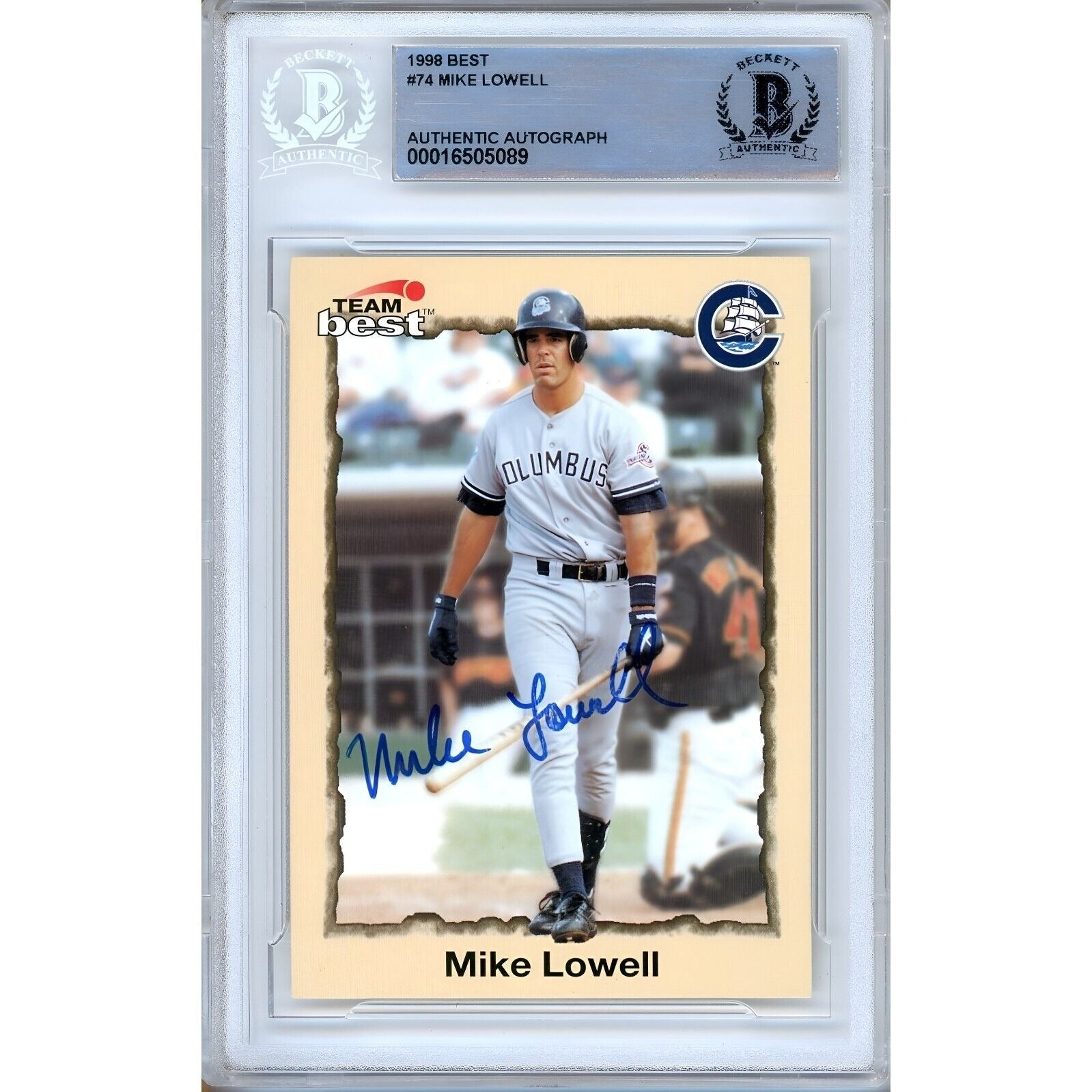 Mike Lowell New York Yankees autographed trading card – full view – Beckett COA