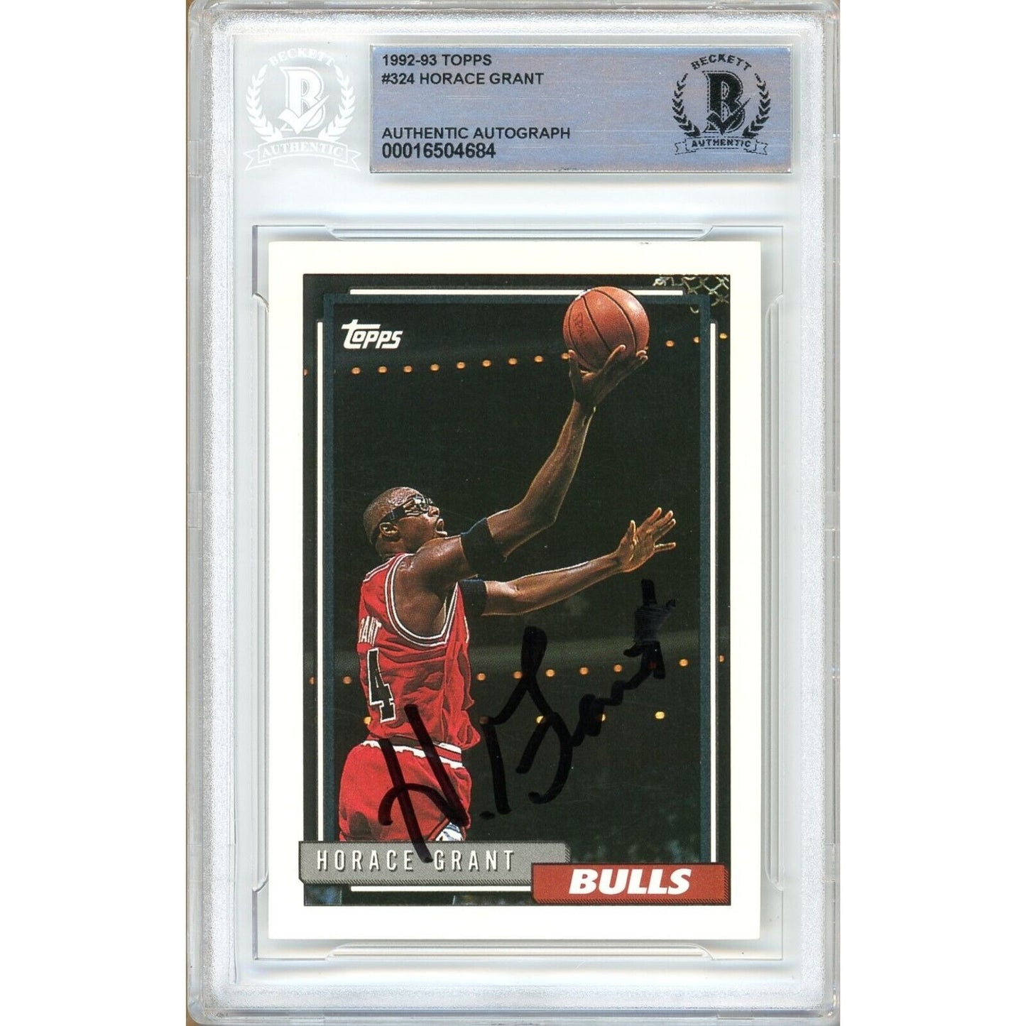 Basketballs- Autographed- Horace Grant Chicago Bulls Signed 1991-92 Topps Basketball Card Beckett Authentic Auto Slab Front