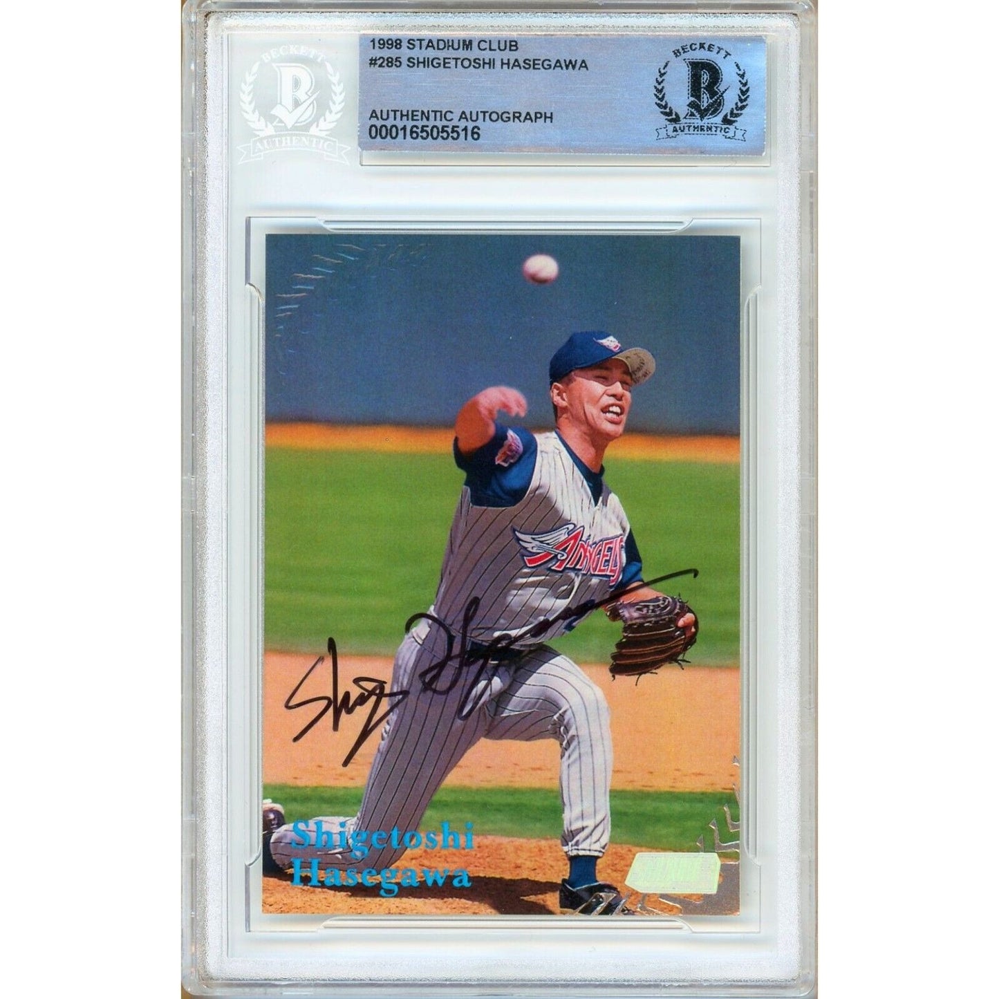 Baseballs- Autographed- Shigetoshi Hasegawa Los Angeles Angels Signed 1998 Topps Stadium Club Trading Card Beckett Authentic Auto Slab Front