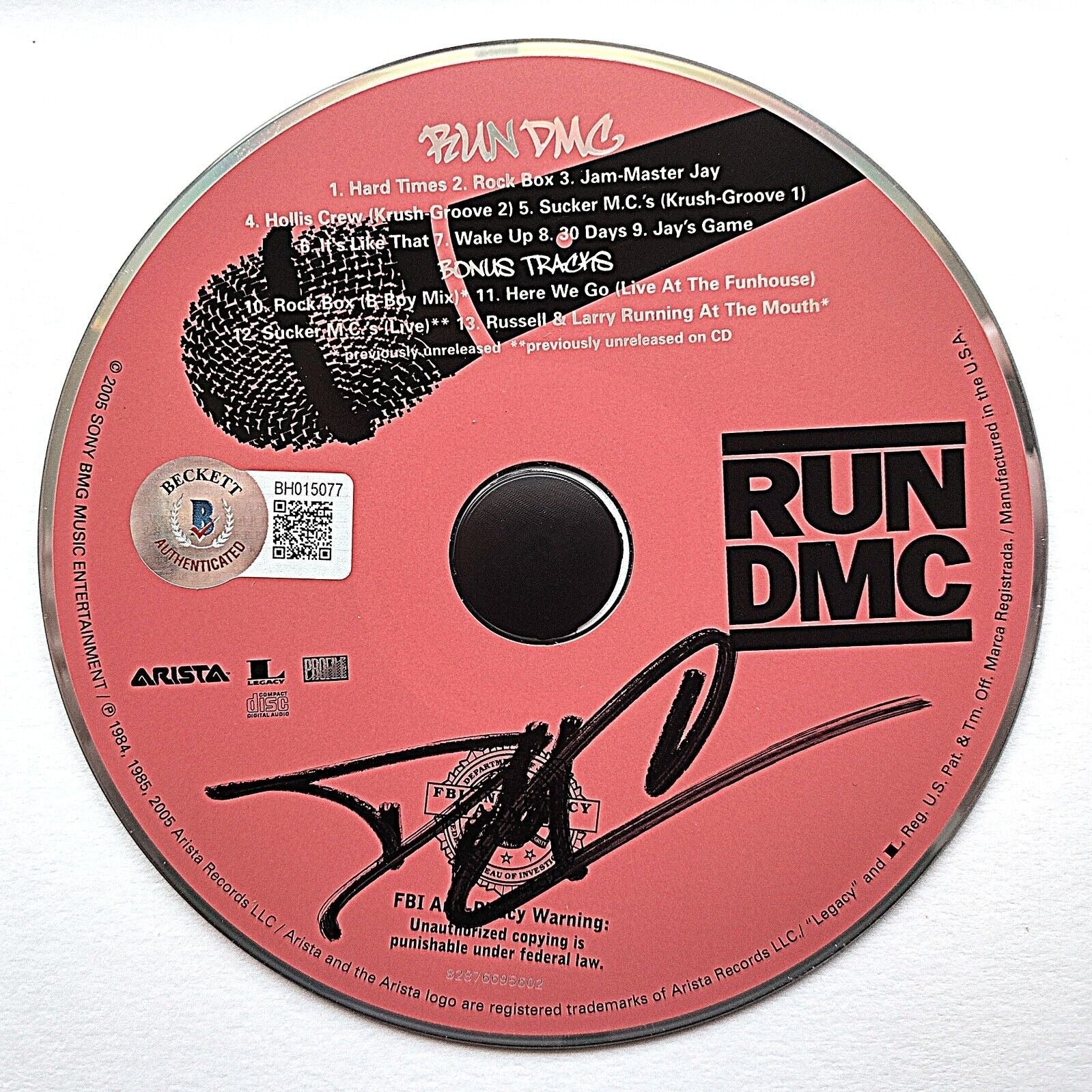 Darryl McDaniels signed cd – signature close-up – Beckett COA