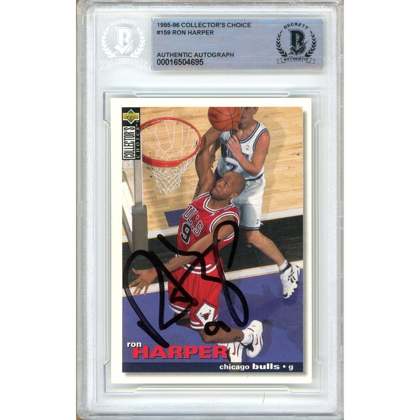 Basketballs- Autographed- Ron Harper Chicago Bulls Signed 1995-96 Upper Deck Collectors Choice Trading Card Beckett Authentic Auto Slab Front