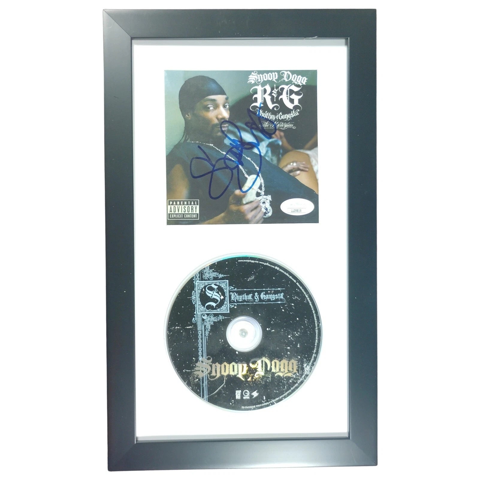 Snoop Dogg autographed photo – full view – JSA COA