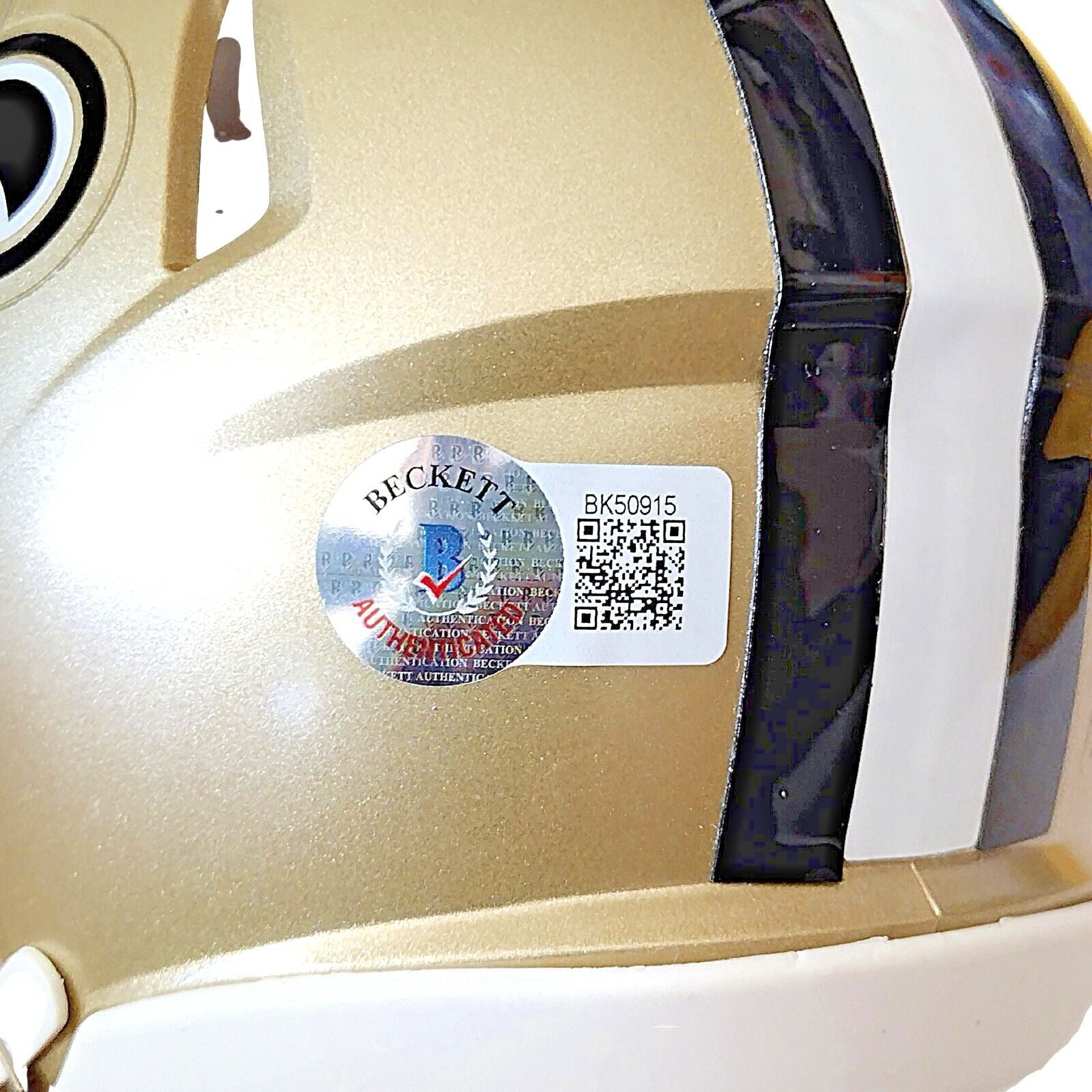 Footballs- Autographed- Darren Sproles Signed New Orleans Saints Mini Football Helmet Beckett Authentic Auto COA, Proof 102