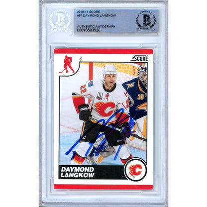 Hockey- Autographed- Daymond Langkow Calgary Flames Signed 2010-11 Score Hockey Card Beckett Authentic Auto Slab Front