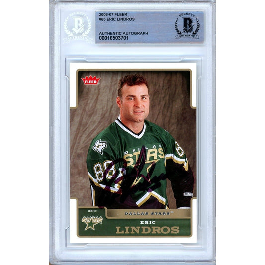 Hockey- Autographed- Eric Lindros Dallas Stars Signed 2006-07 Fleer Hockey Card Beckett Authentic Auto Slab Front