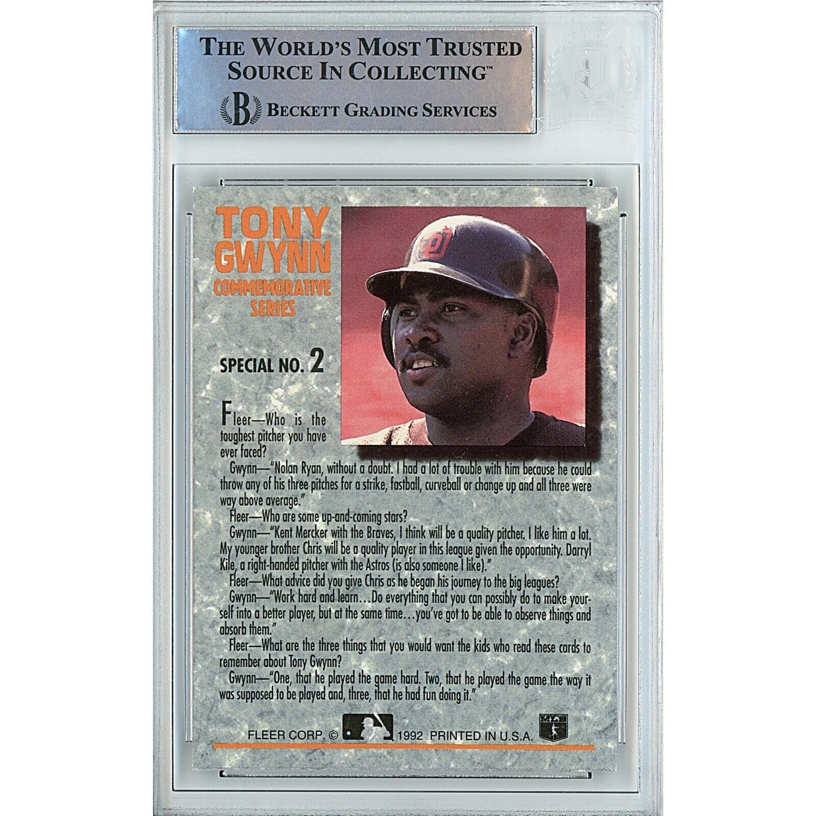 Tony Gwynn San Diego Padres signed trading card – signature close-up – Beckett COA