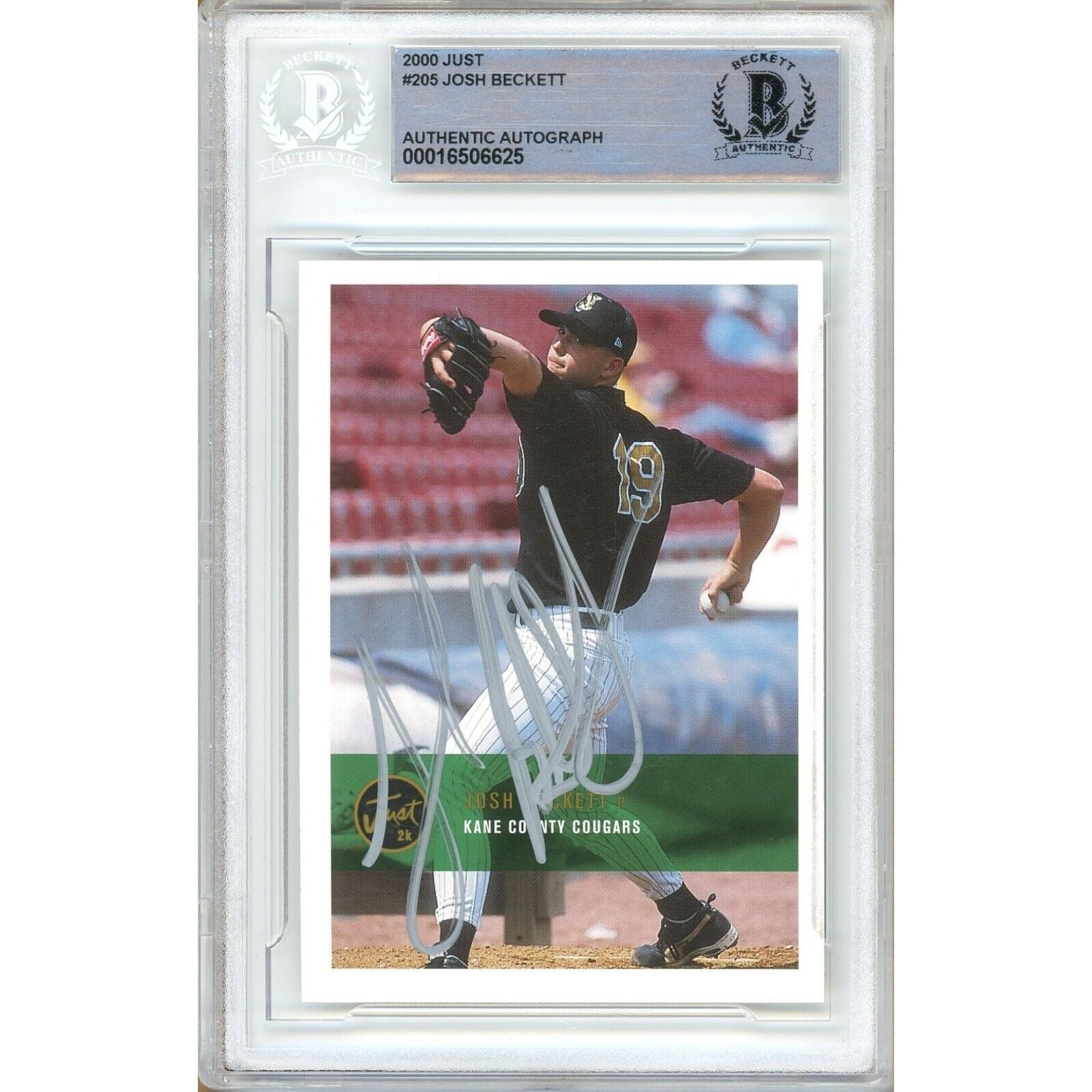 Josh Beckett Boston Red Sox autographed trading card – full view – Beckett COA