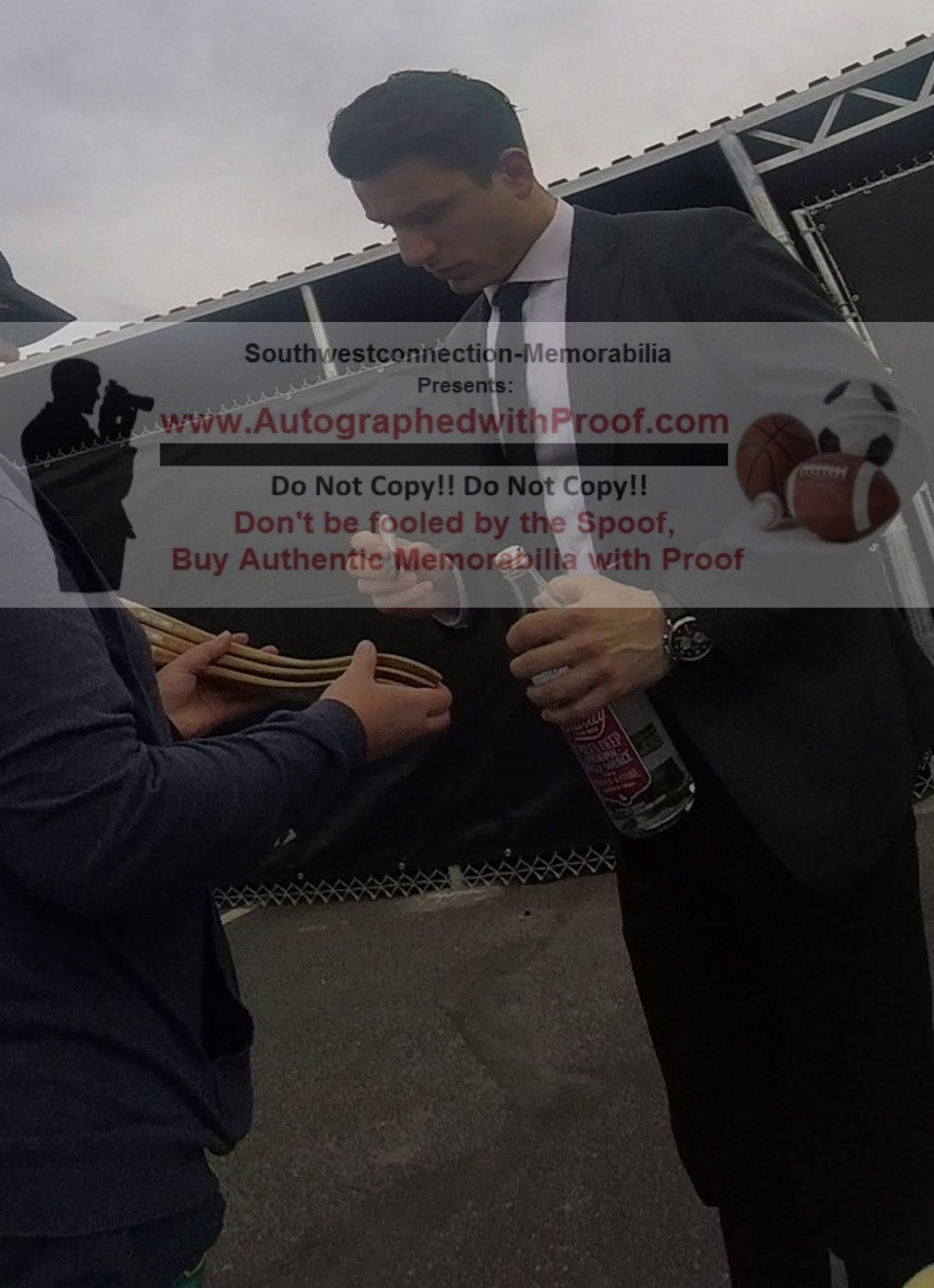 Garnet Hathaway Autographed Calgary Flames Signed Trading Card Beckett BAS