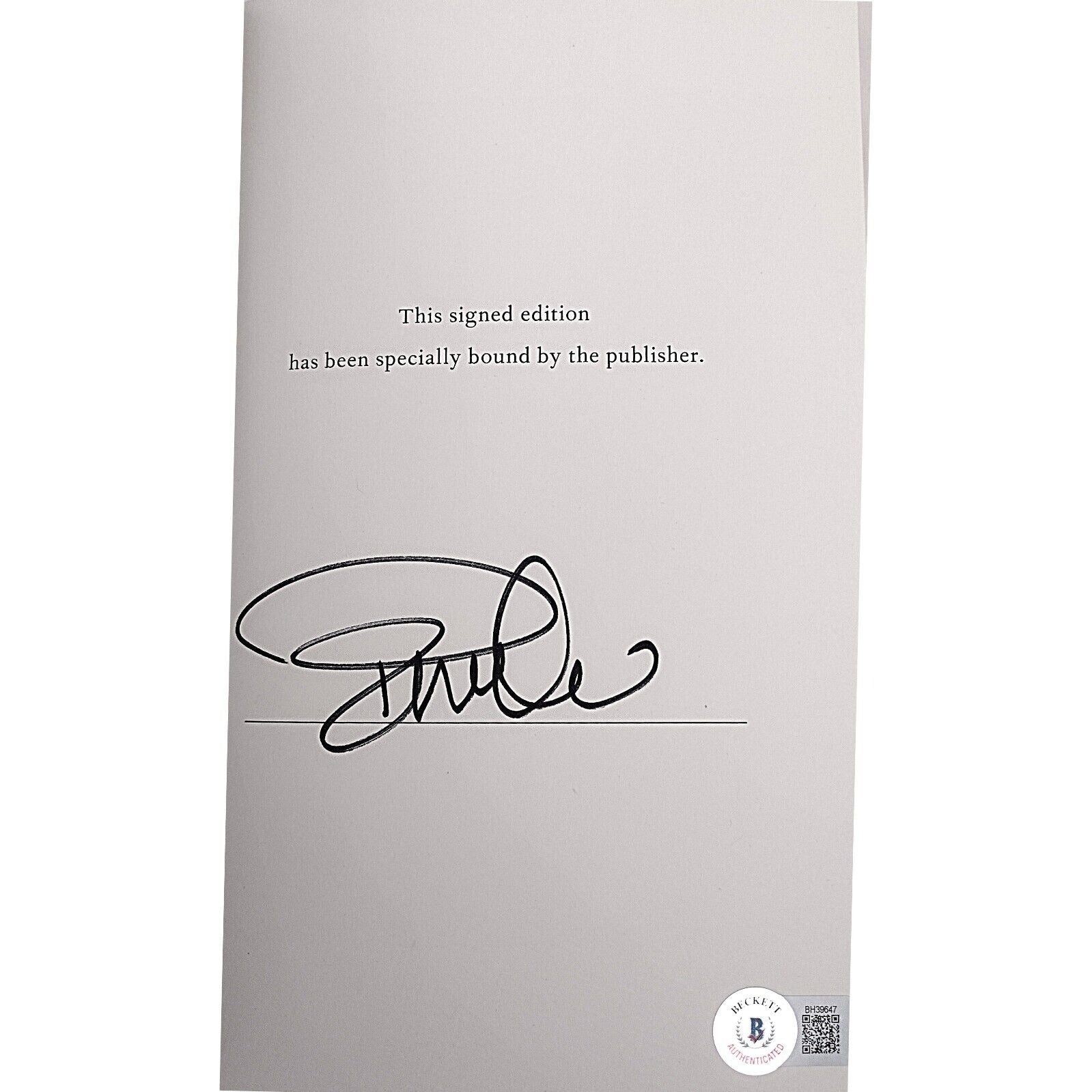 Pamela Anderson signed memorabilia – signature close-up – Beckett COA