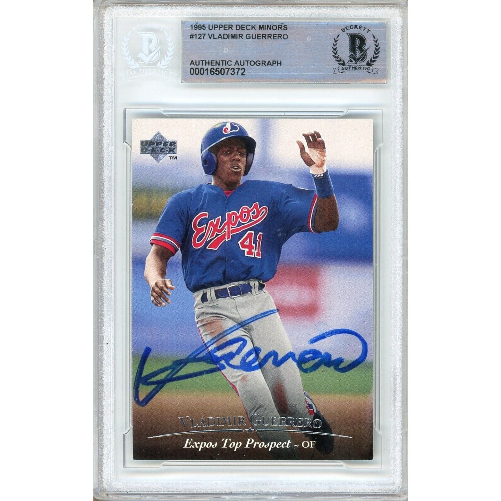 Vladimir Guerrero Montreal Expos autographed trading card – full view – Beckett COA