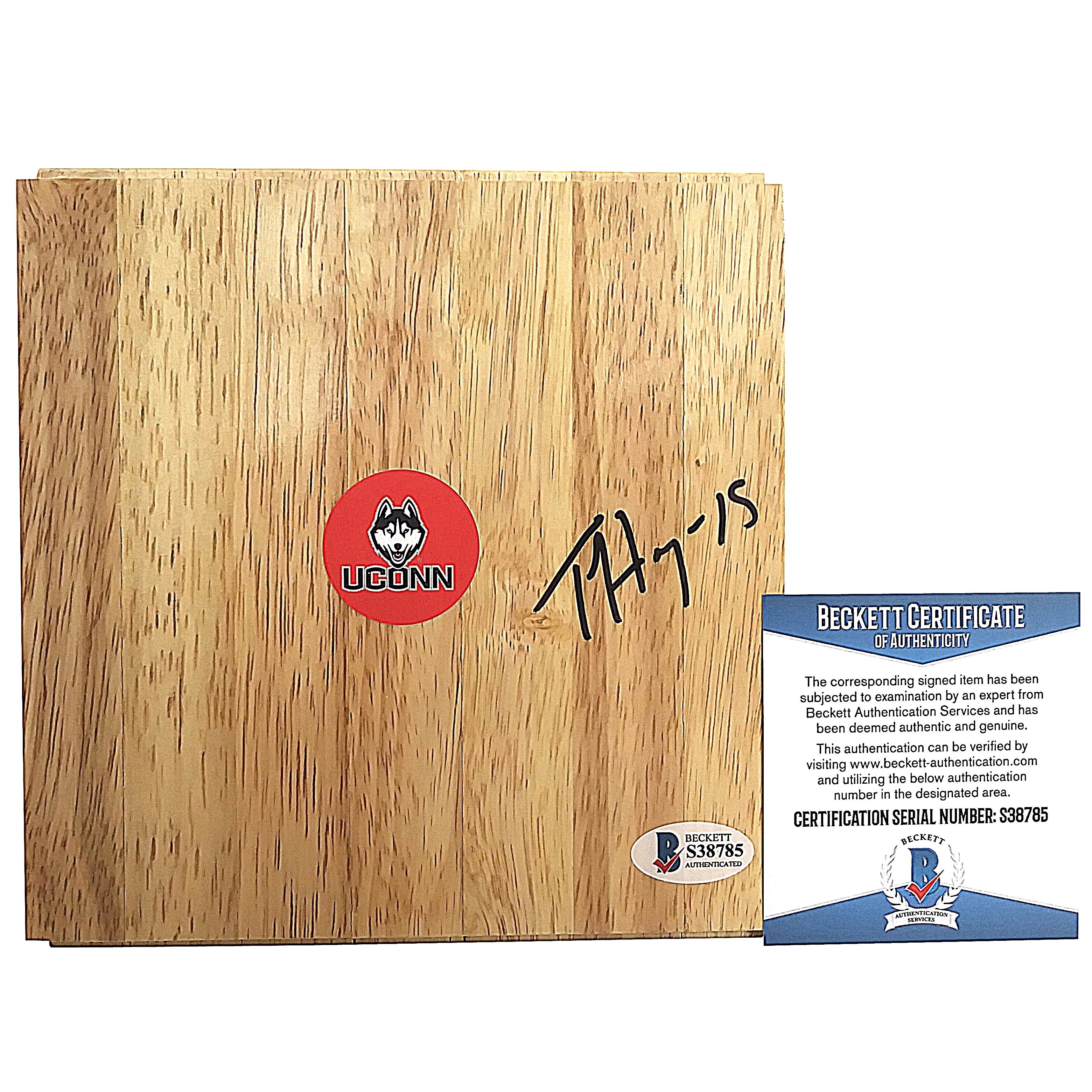 Tiffany Hayes Autographed Connecticut Huskies Cut Signature Beckett BAS