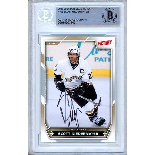 Hockey- Autographed- Scott Niedermayer Anaheim Ducks Signed 2007-08 Upper Deck Victory Trading Card Beckett Authentic Auto Slab Front