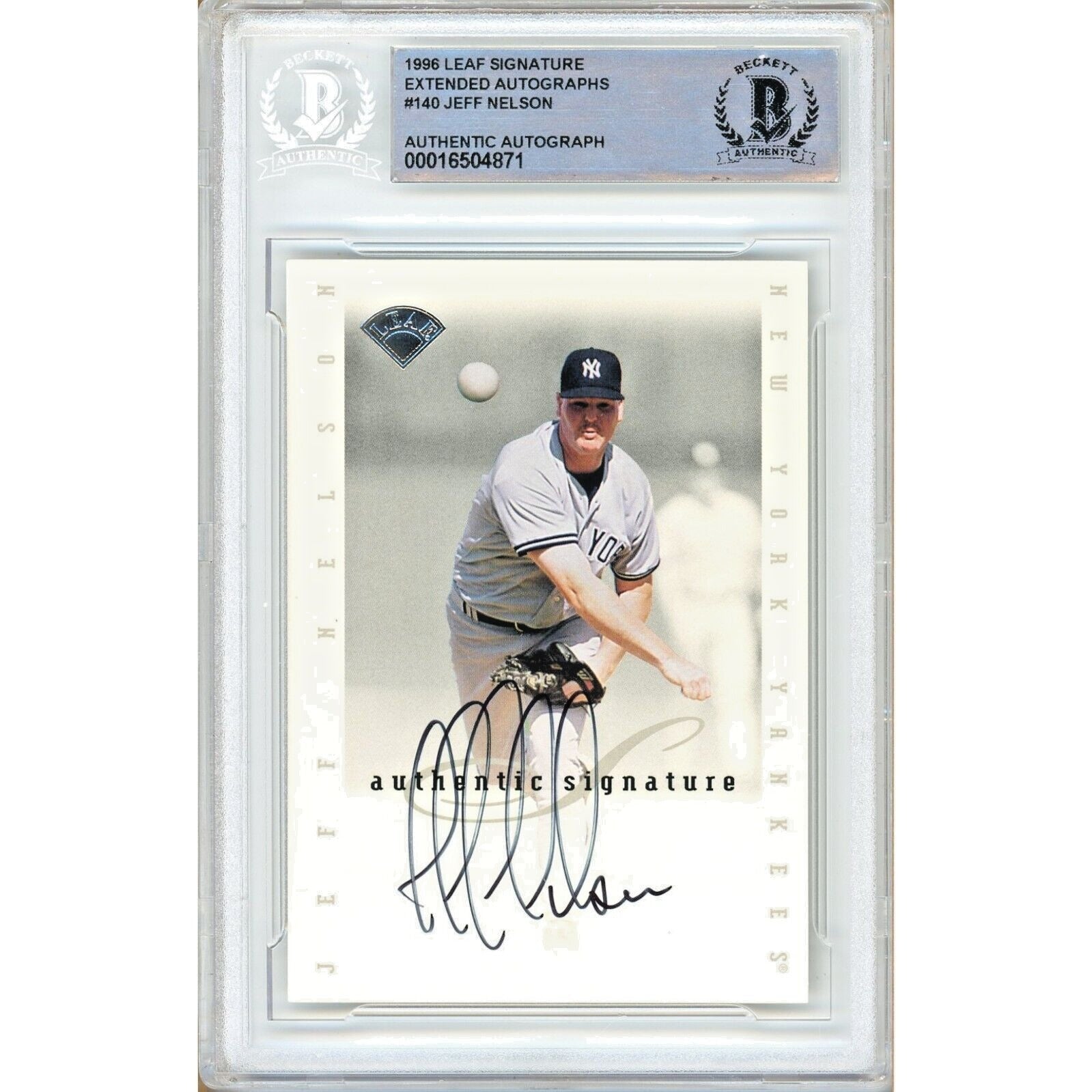1996 Leaf Signature Extended signed trading card – Beckett BAS