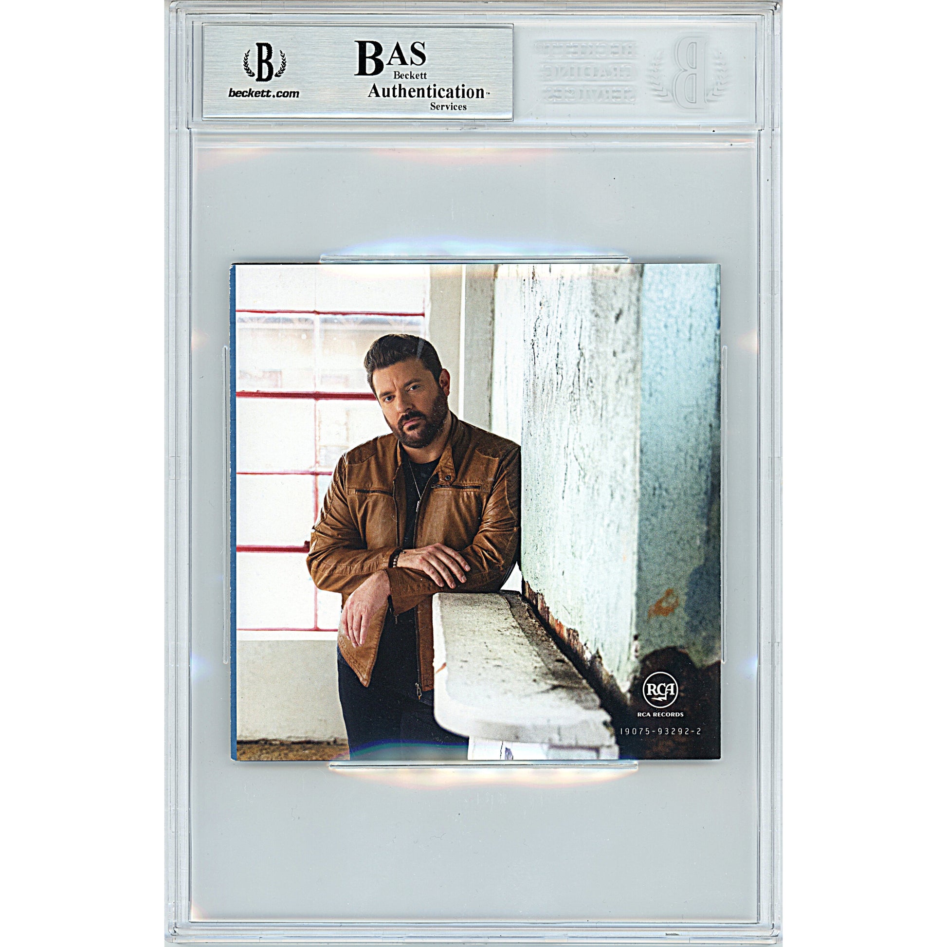Music- Autographed- Chris Young Signed Famous Friends CD Cover Booklet Beckett Slabbed 00013695624 - 102