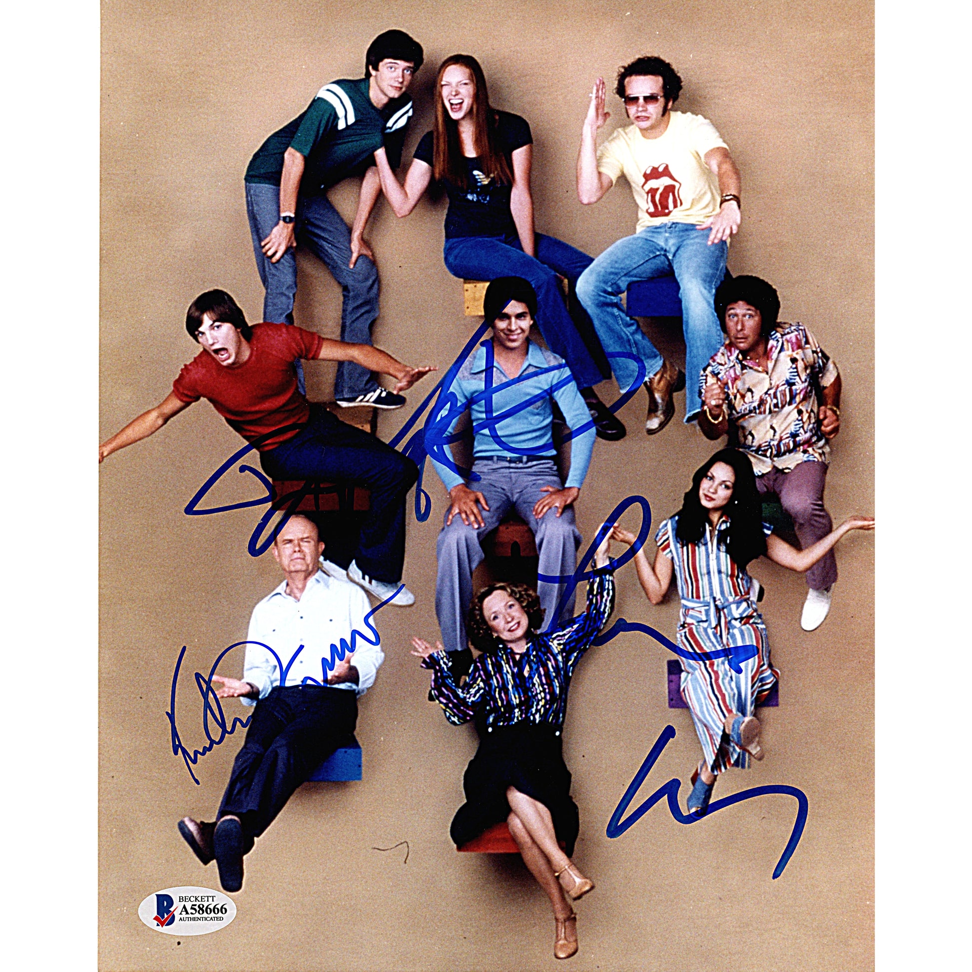 Hollywood- Autographed- That 70's Show 8x10 Photo Signed by Danny Masterson - Laura Prepon - Mila Kunis - Kurtwood Smith - Beckett BAS Authentication A58666 - 102