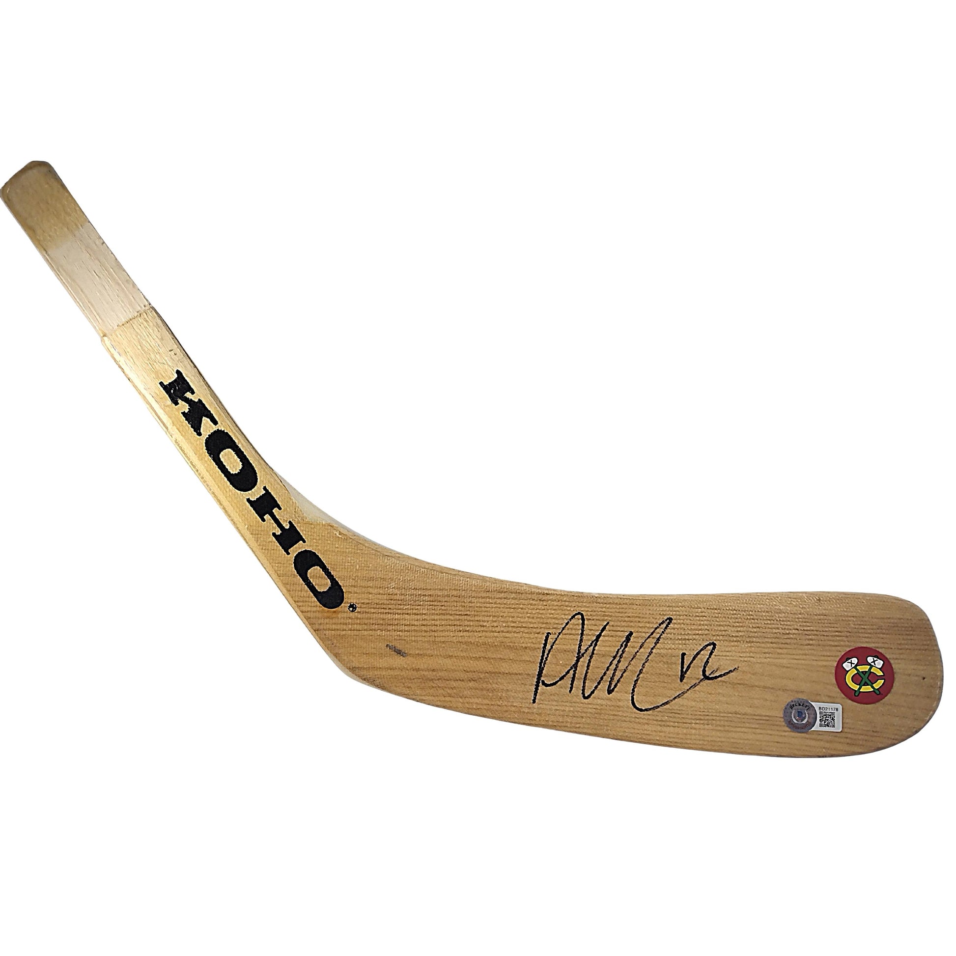 Hockey- Autographed- Alex DeBrincat Signed Chicago Black Hawks Logo Ice Hockey Stick Blade Exact Proof Beckett BAS Authentication 102
