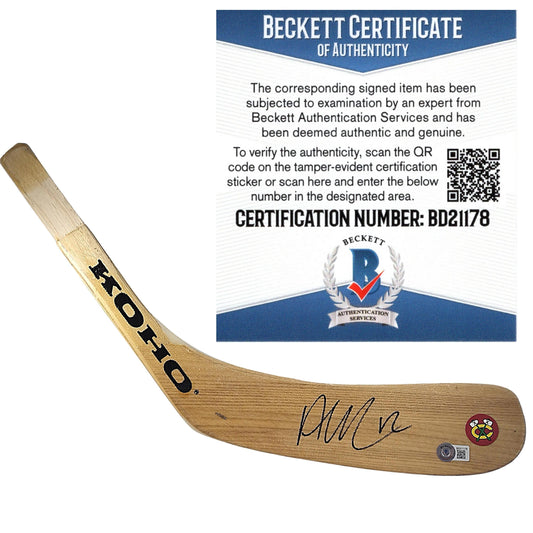 Hockey- Autographed- Alex DeBrincat Signed Chicago Black Hawks Logo Ice Hockey Stick Blade Exact Proof Beckett BAS Authentication 101