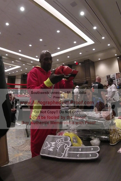 Boxing Gloves- Autographed- Demarcus Chop Chop Corley Signing Everlast Right Handed Red Boxing Boxing Glove Proof Photo Beckett Authentication 1