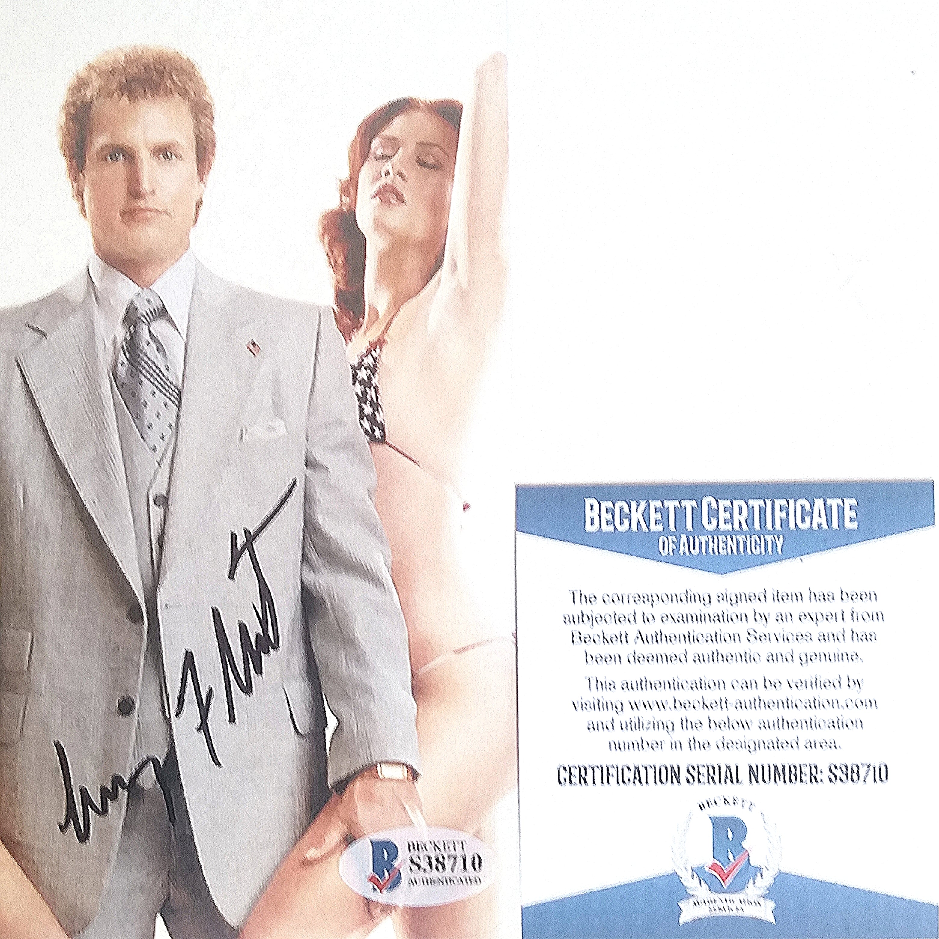 Larry Flynt signed photo – signature close-up – Beckett COA
