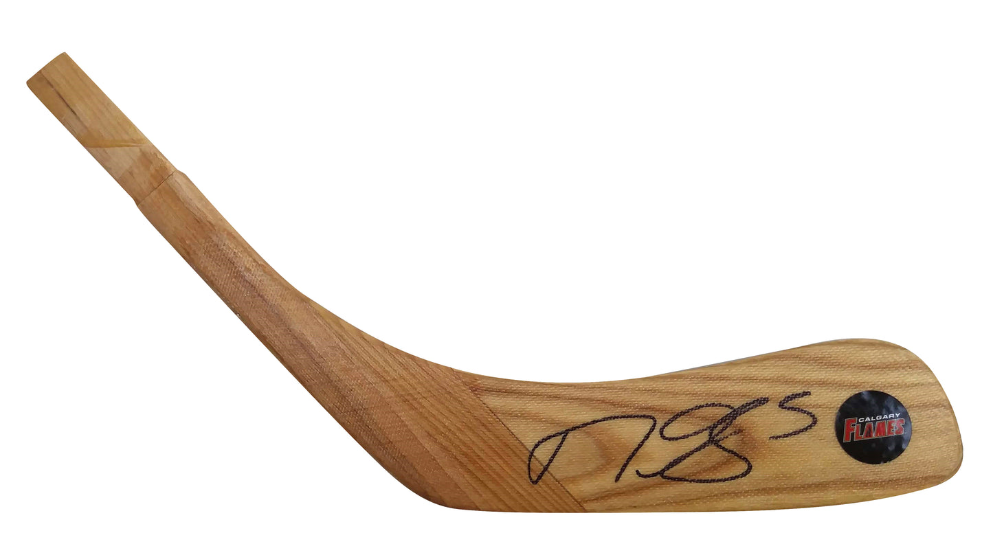 Hockey- Autographed- Mark Giordano Signed Calgary Flames Logo Hockey Stick Blade Proof Photo Beckett Authentication S38361 302
