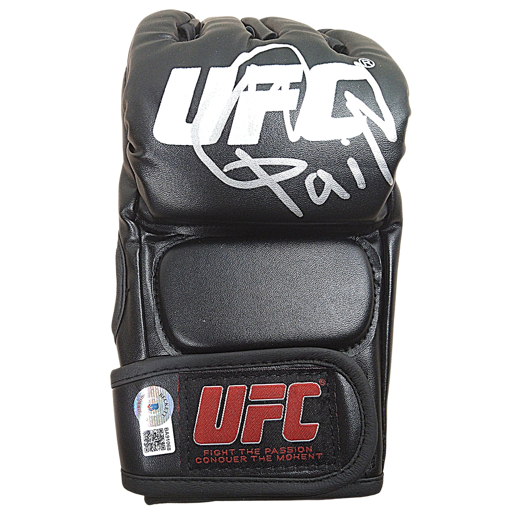 UFC- Autographed- Max Griffin Signed Ultimate Fighting Championship Glove - Exact Proof - Beckett BAS Authentication 102