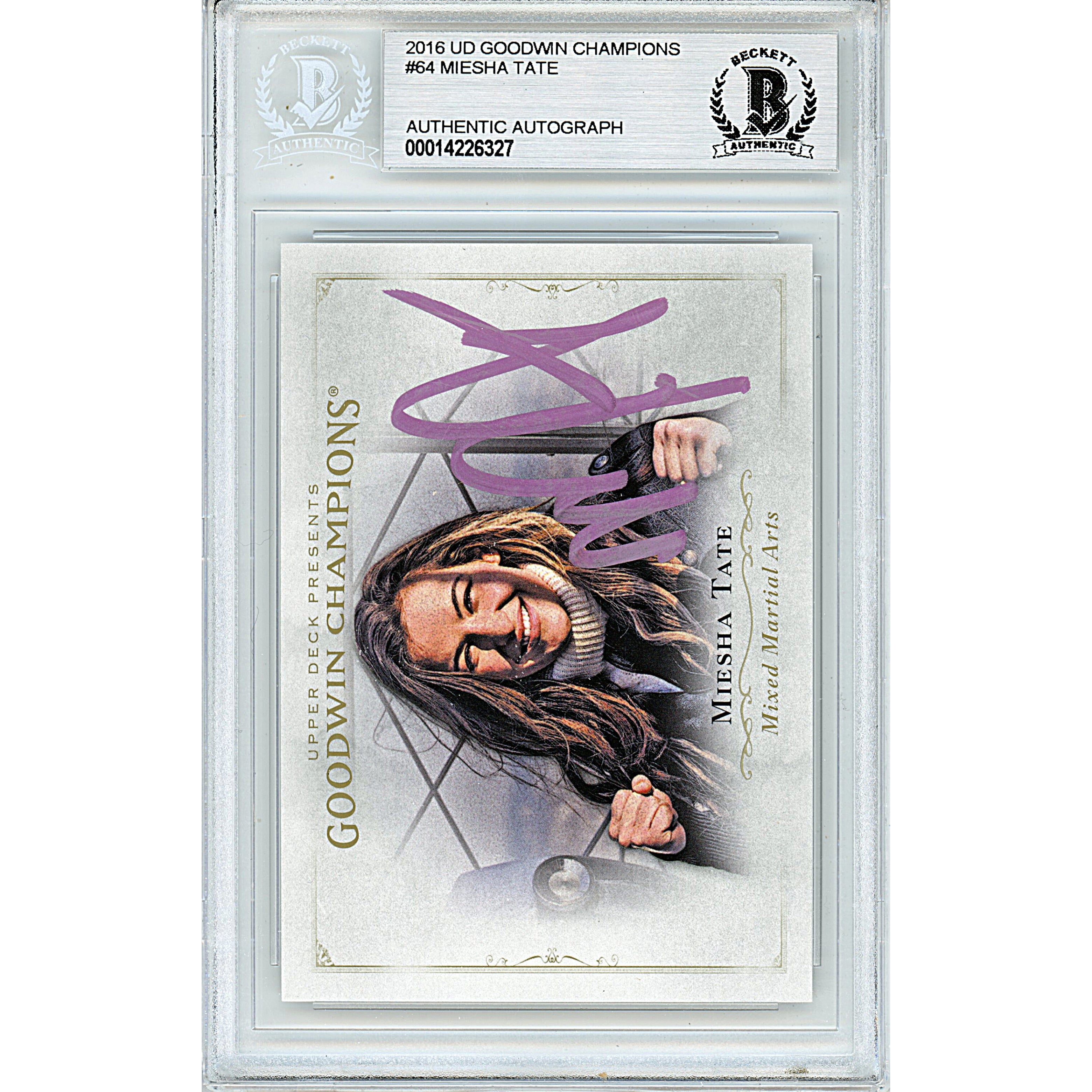 Miesha Tate signed trading card – signature close-up – Beckett COA