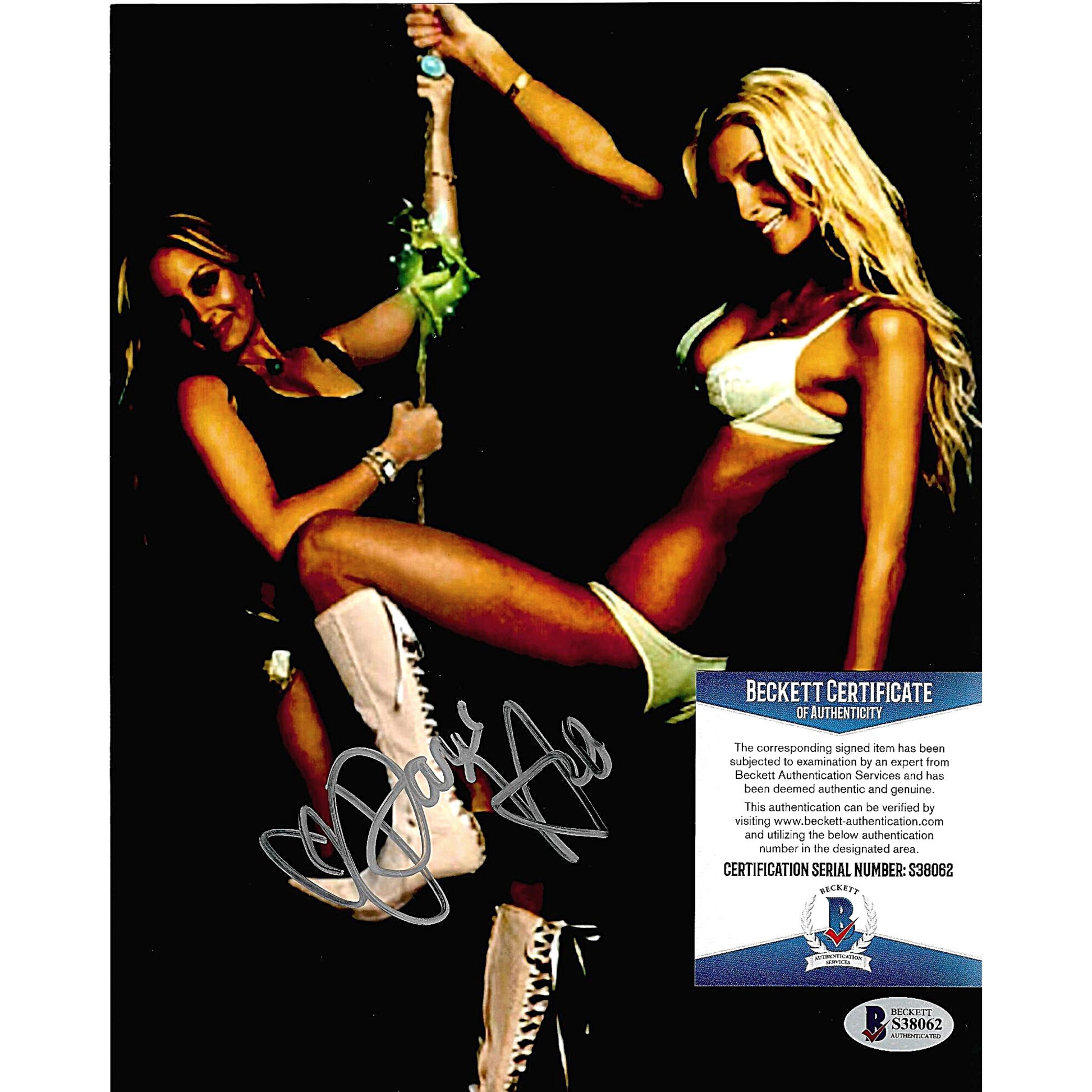 Hollywood- Autographed- Paris Hilton Signed Dancing on the Pole 8x10 Photo Beckett Authentication Services BAS S38062