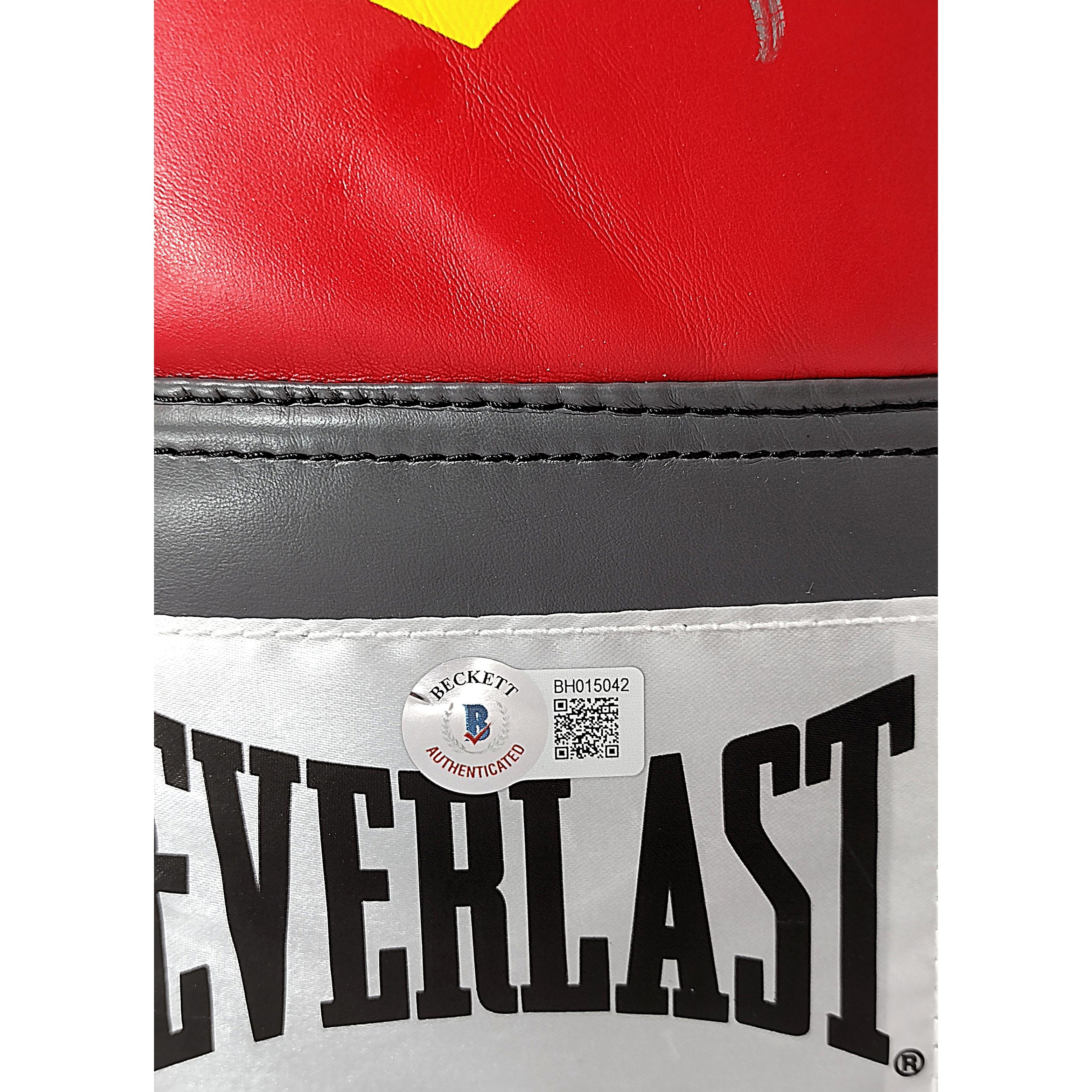 Seniesa Estrada memorabilia autograph – angled display – Beckett COA